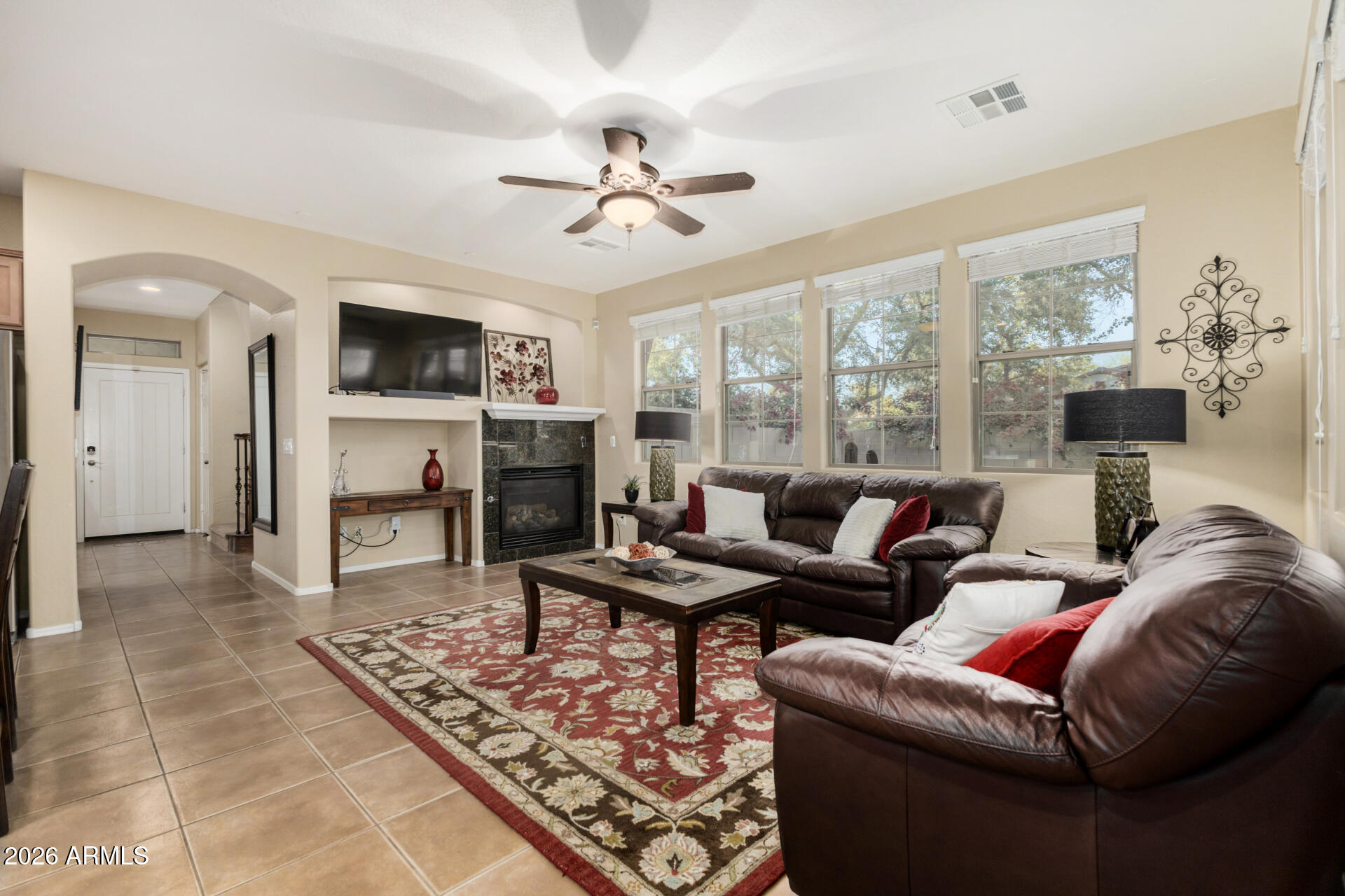 21019 W COURT Street