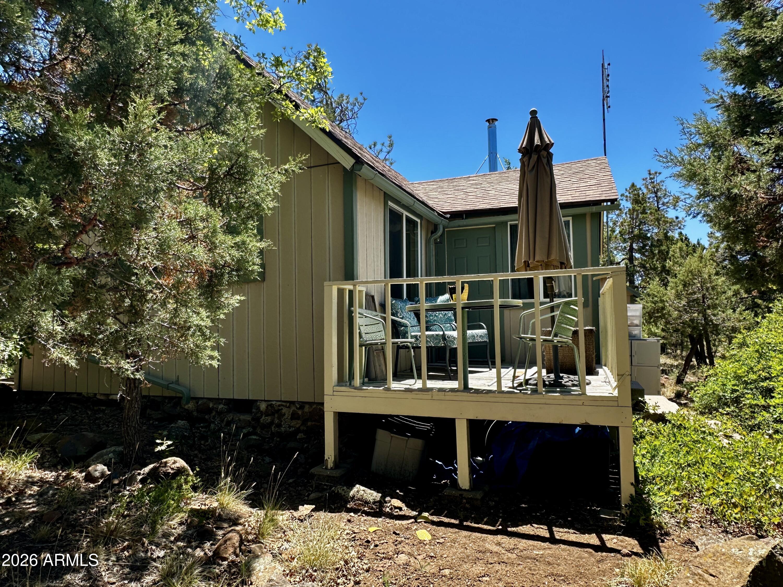 10810 Tanager --