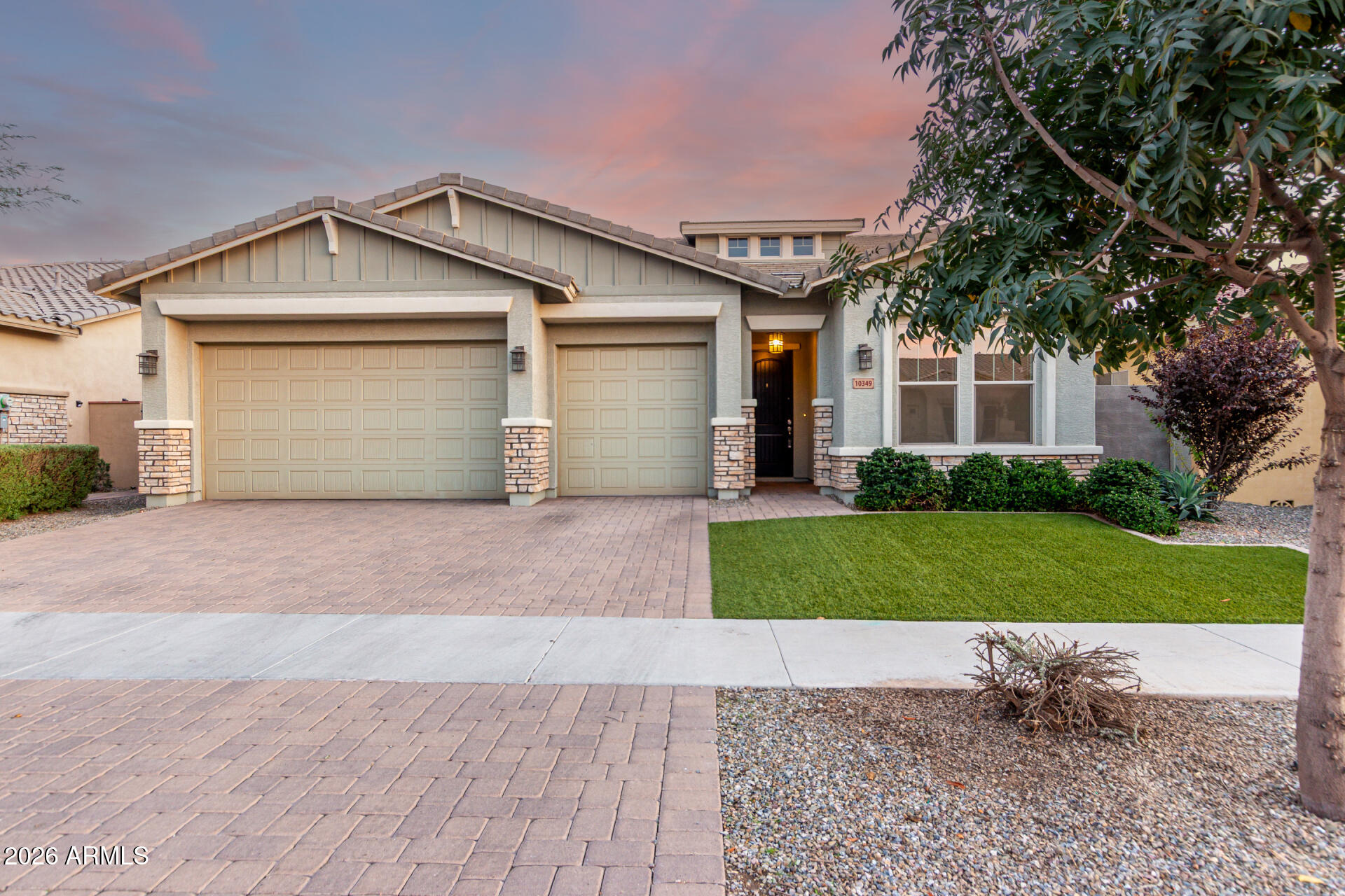 10349 E WAVELENGTH Avenue