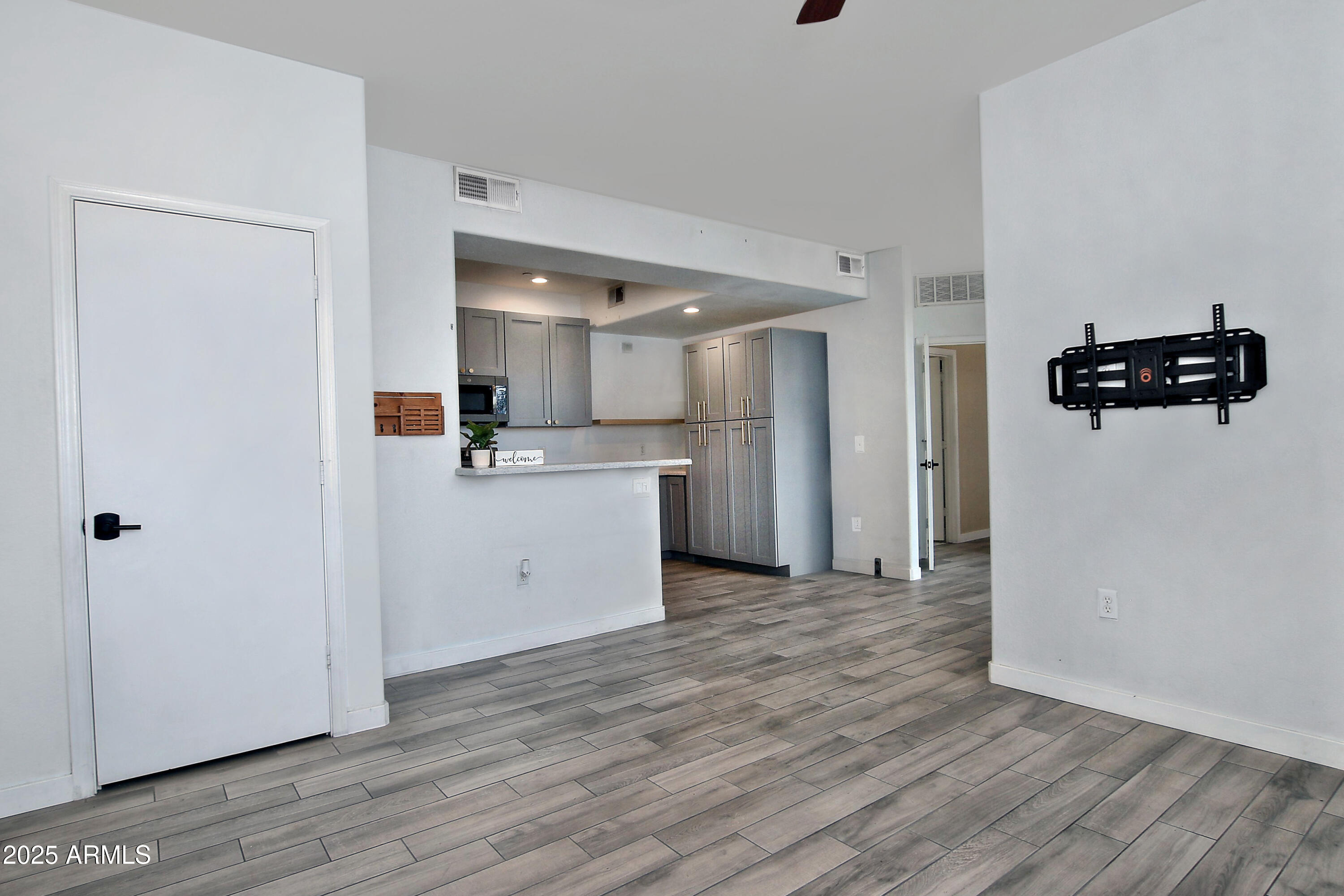 3302 N 7TH Street 239