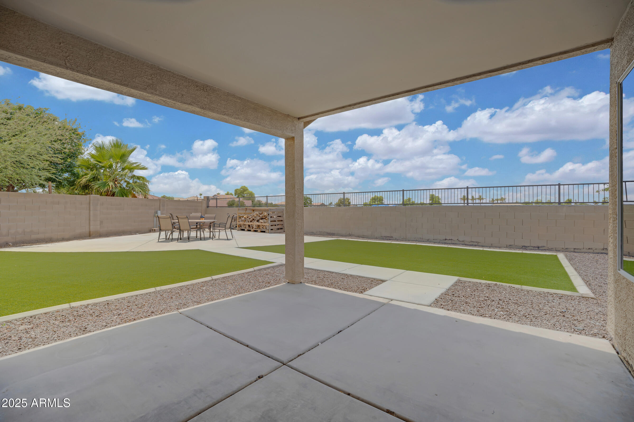 3586 S MOCCASIN Trail