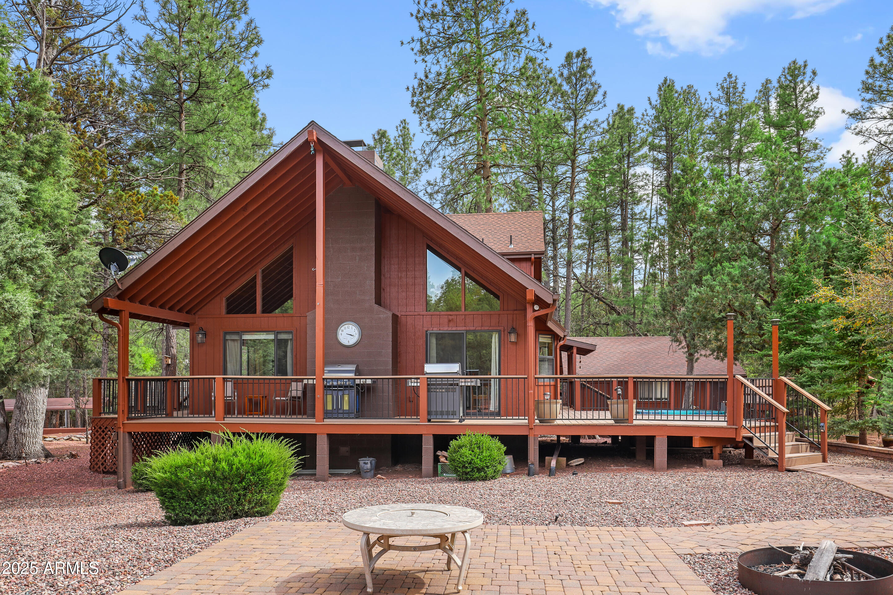3016 N Mary Gay Circle --