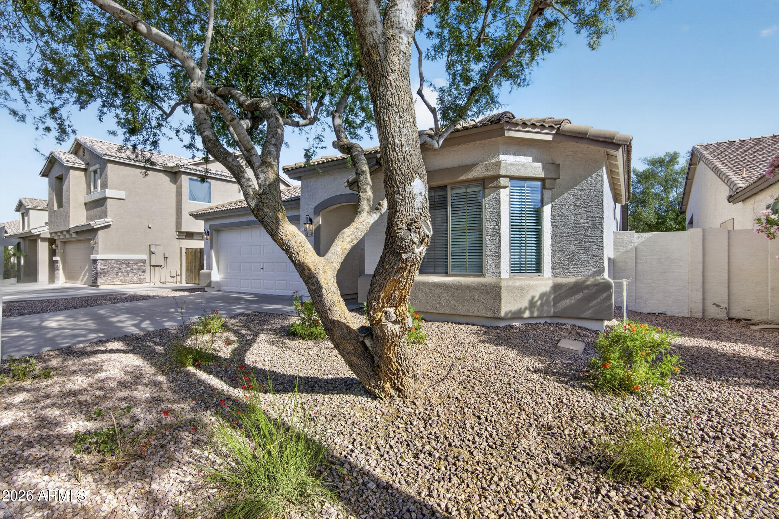 1715 E BRANHAM Lane