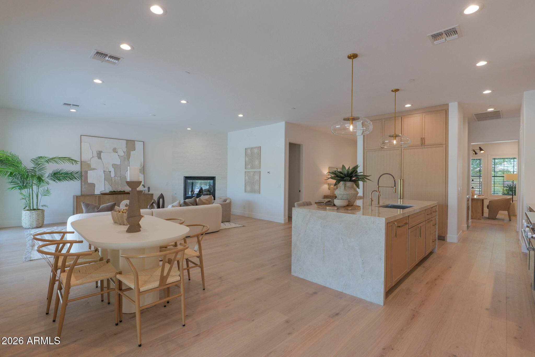 10018 E RIDGERUNNER Drive