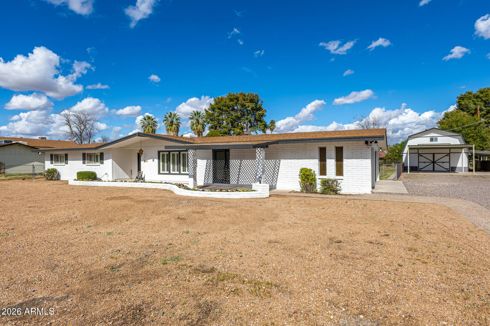 1714 E INDIGO Street