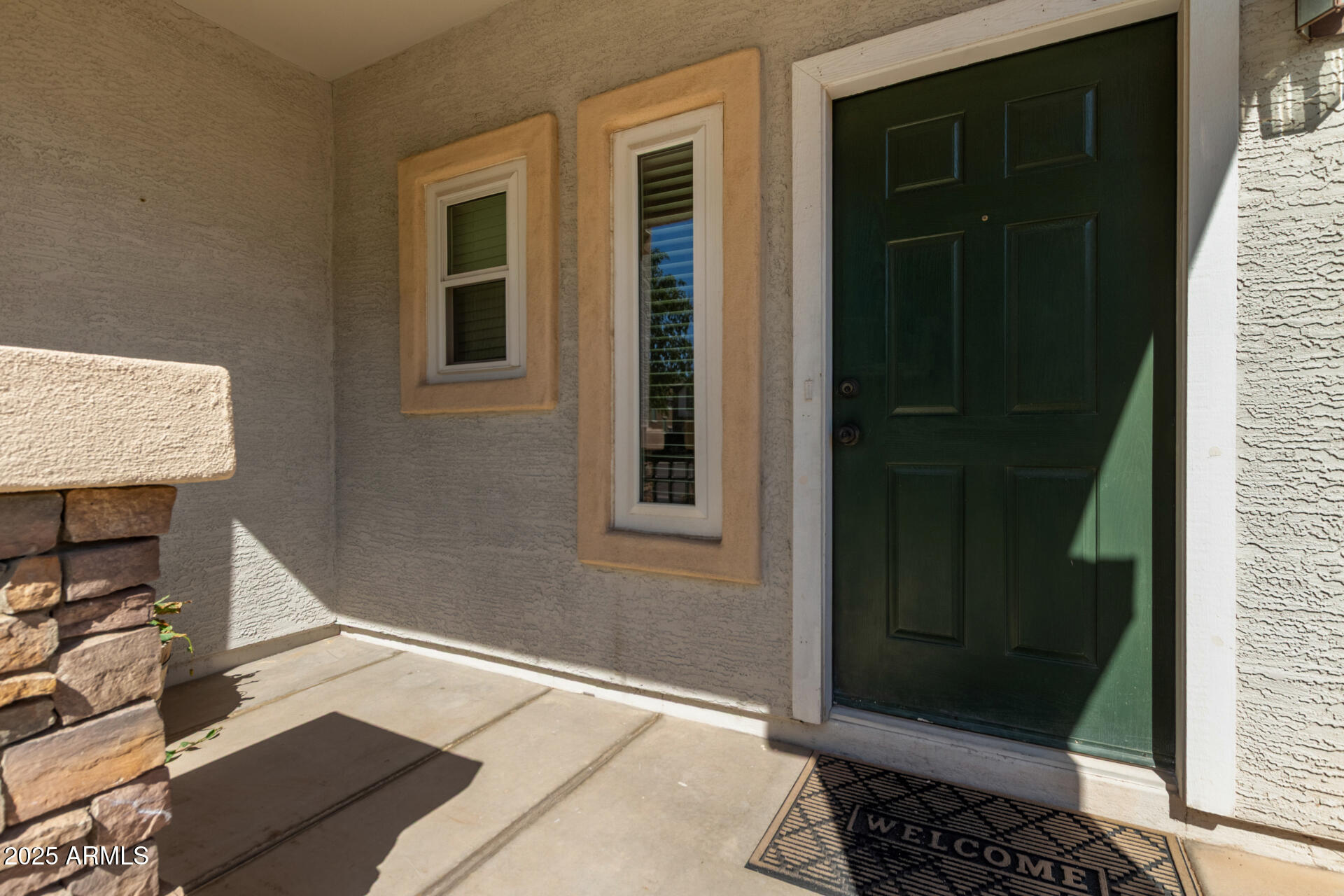 1585 S SWALLOW Court