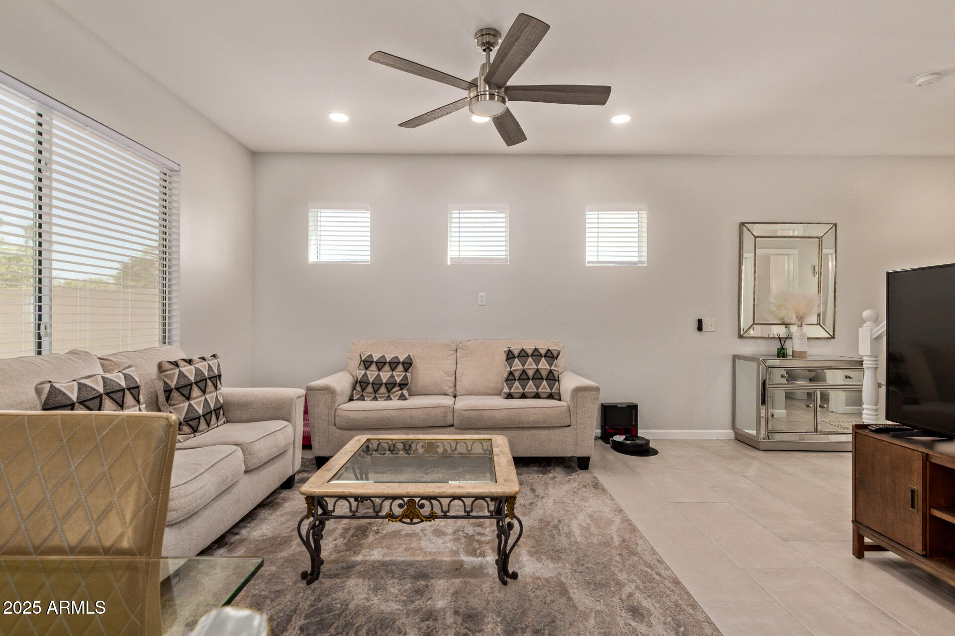 1585 S SWALLOW Court