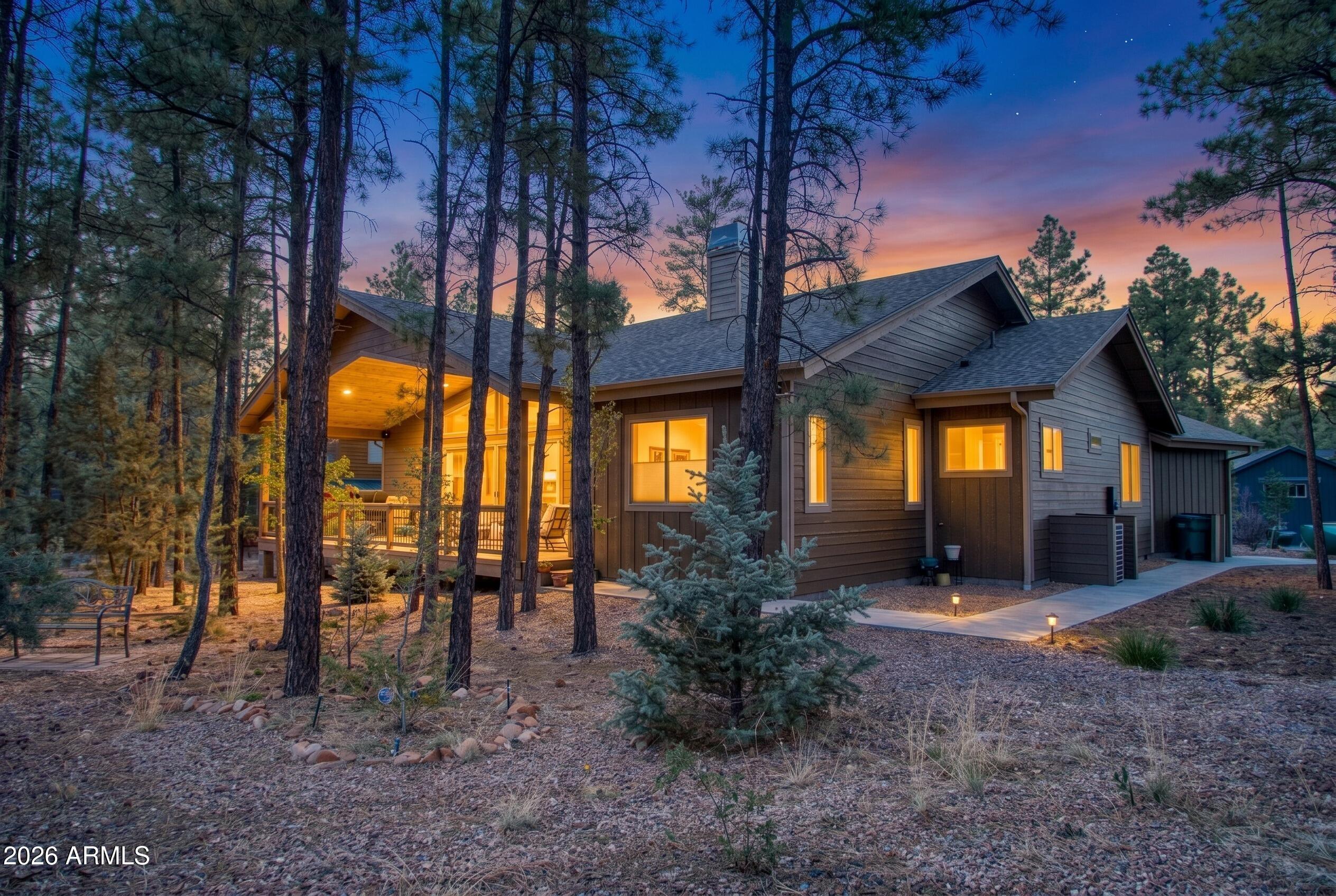 3361 W Mariposa Lane Lane