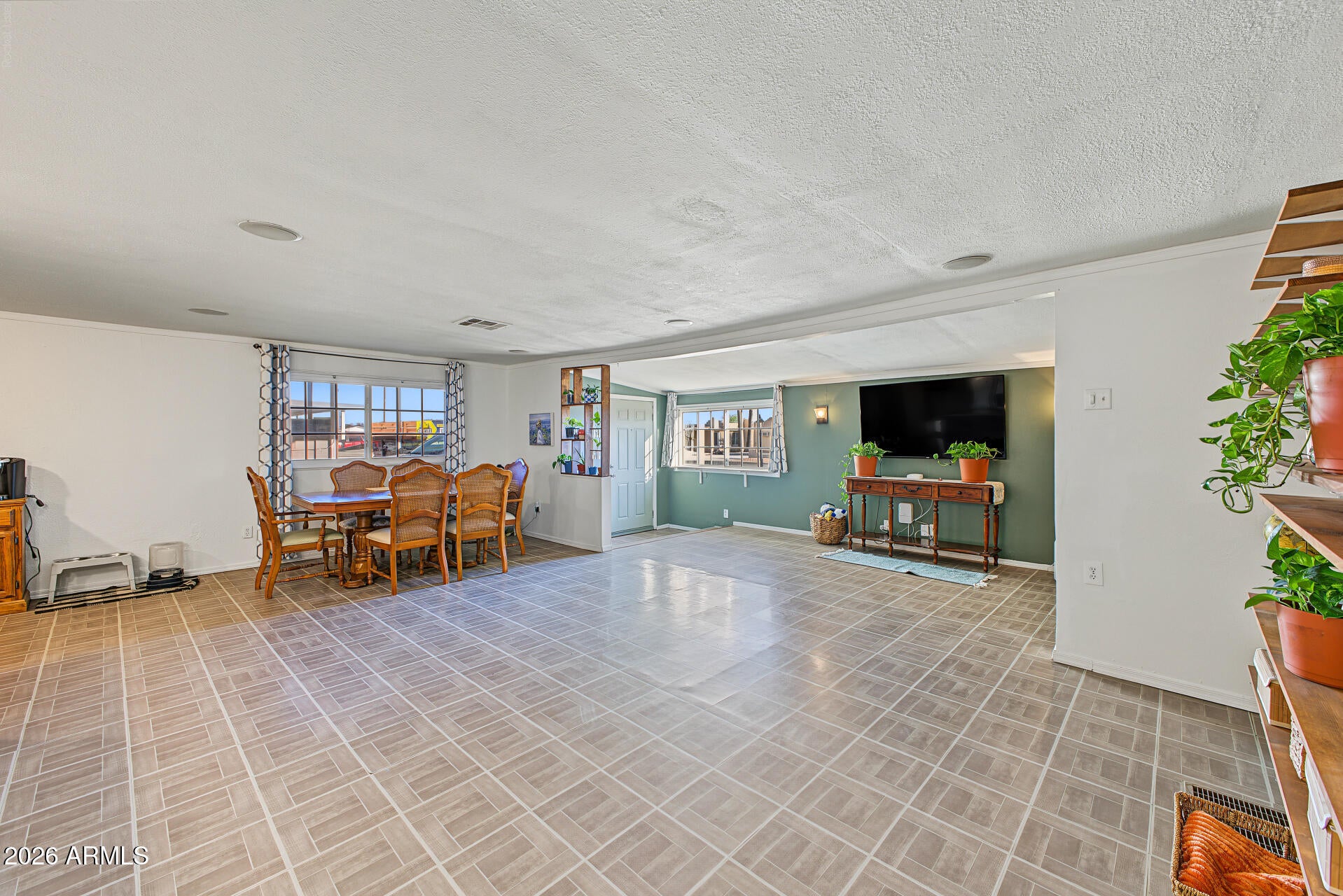 7038 W KAREN LEE Lane