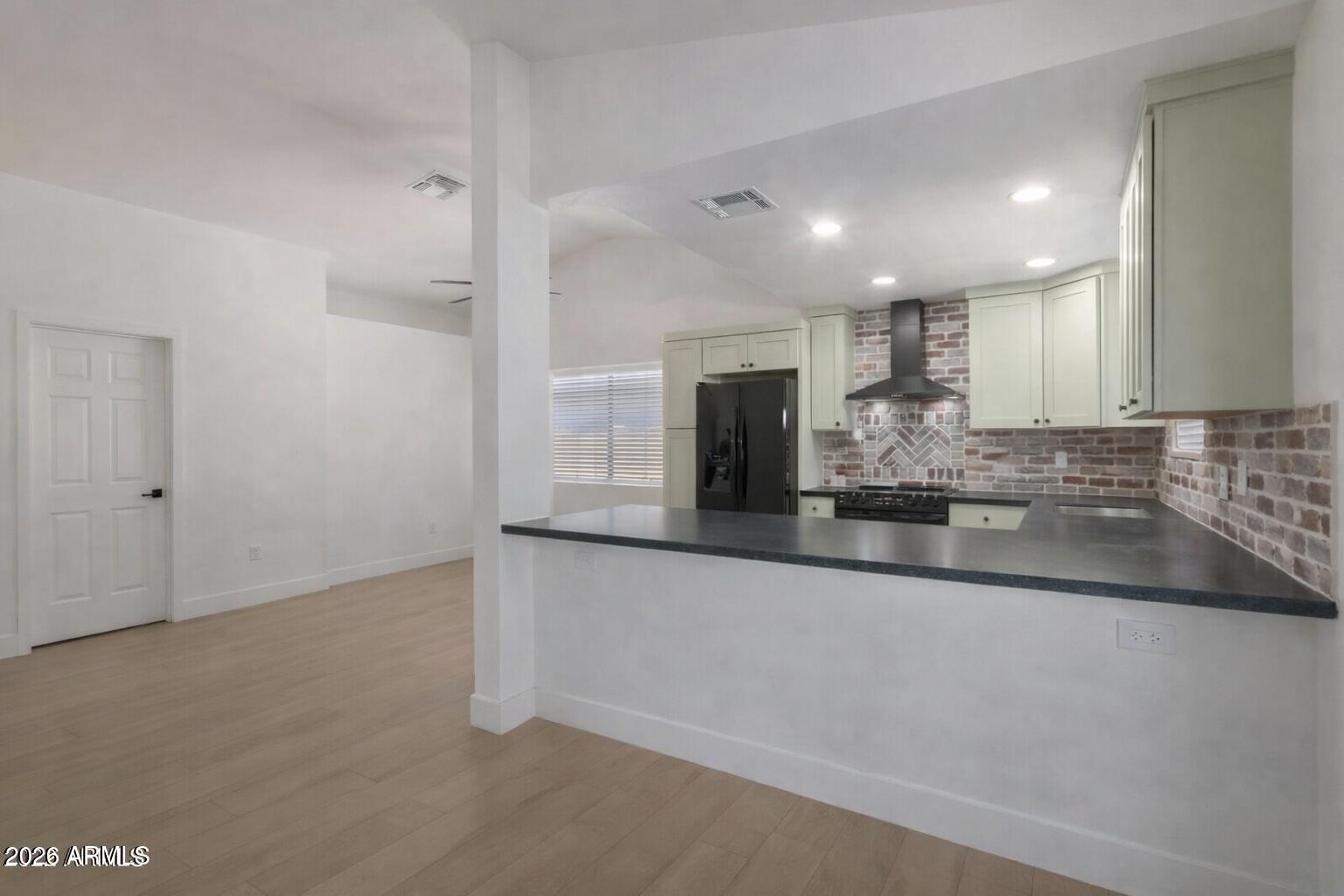 7450 E Diamond Avenue