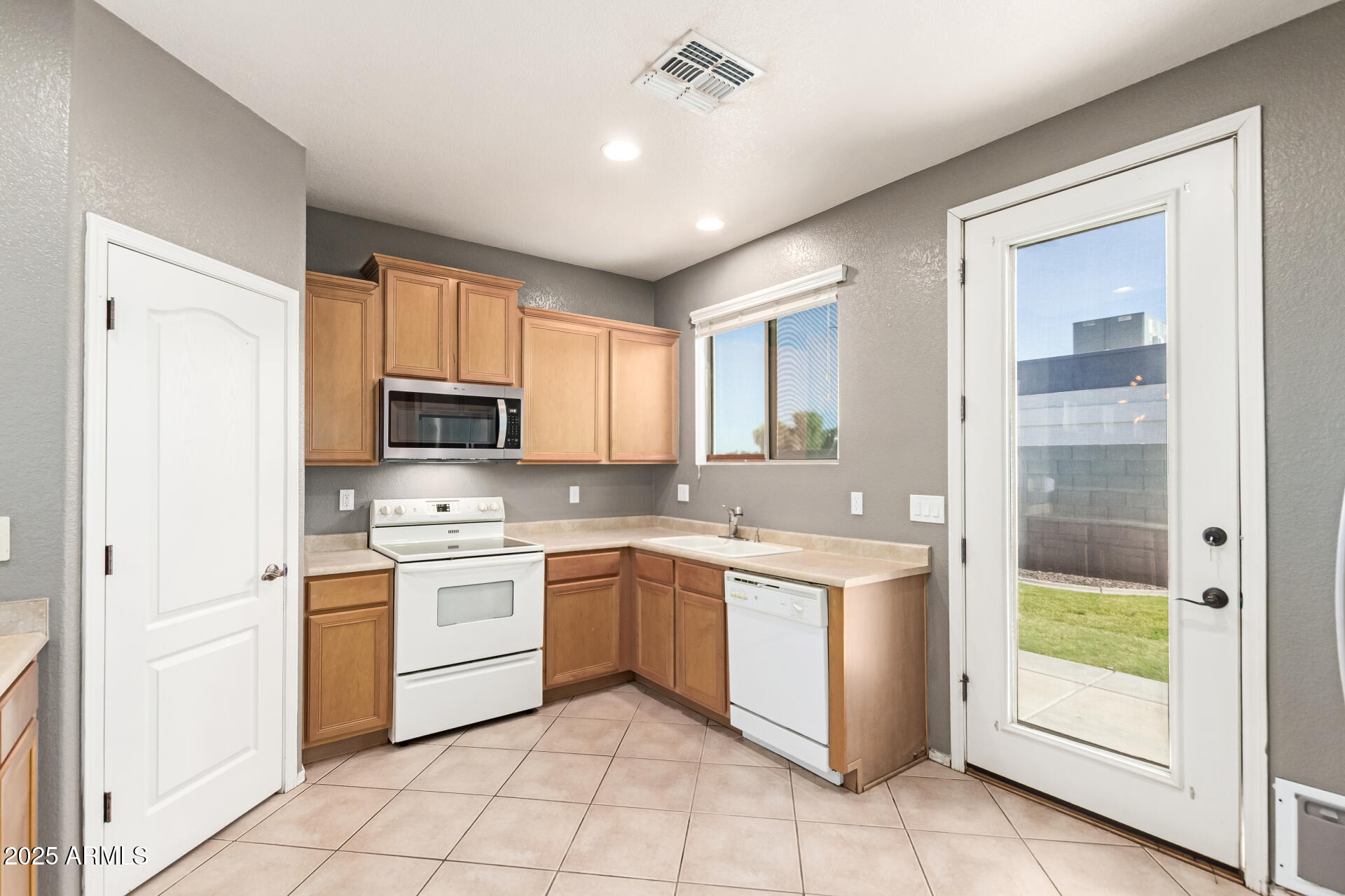 Homes for Sale in Queen Creek Arizona 4 7405 S 19TH Street