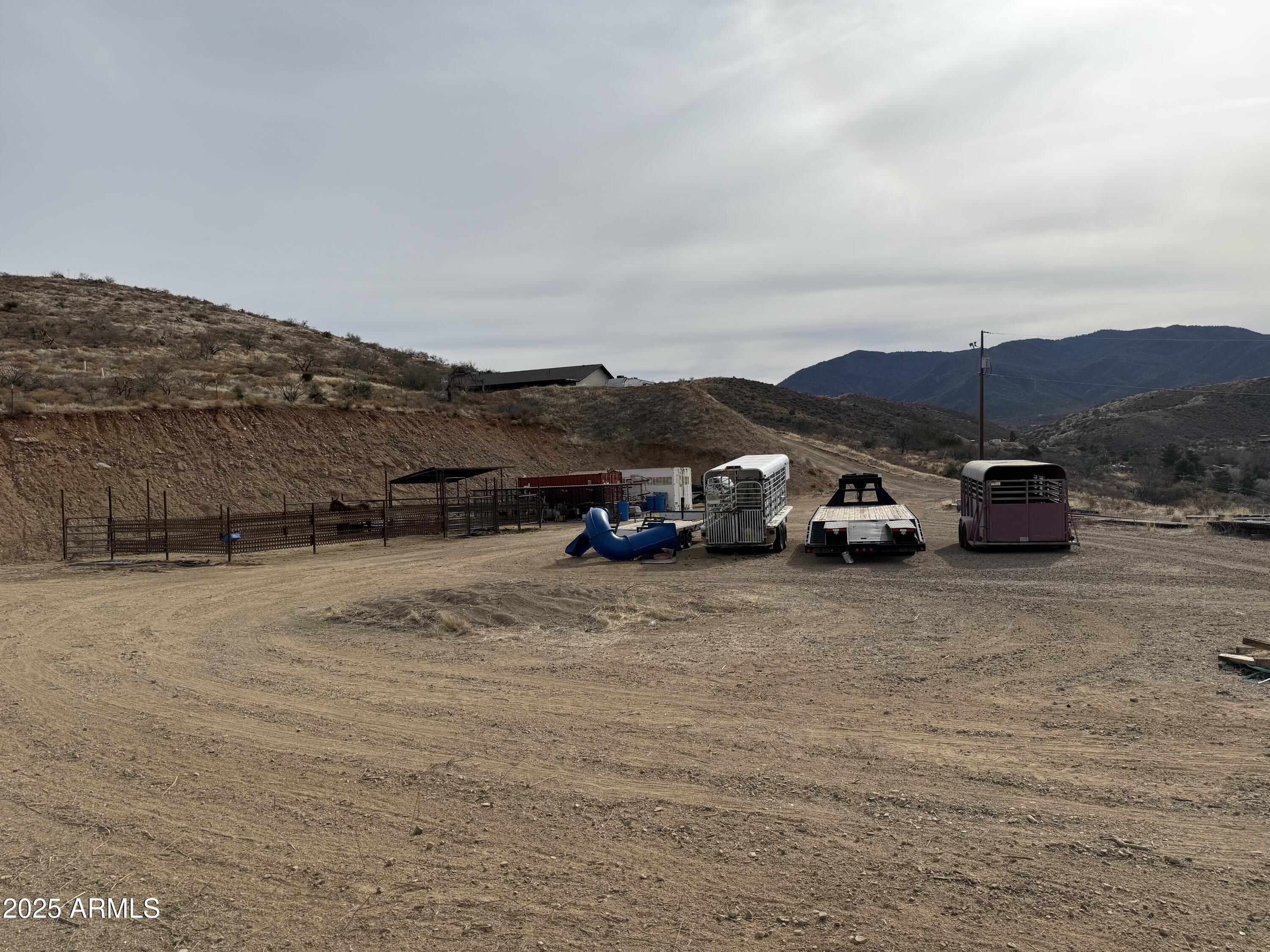 8407 S Ice House Canyon Road -''