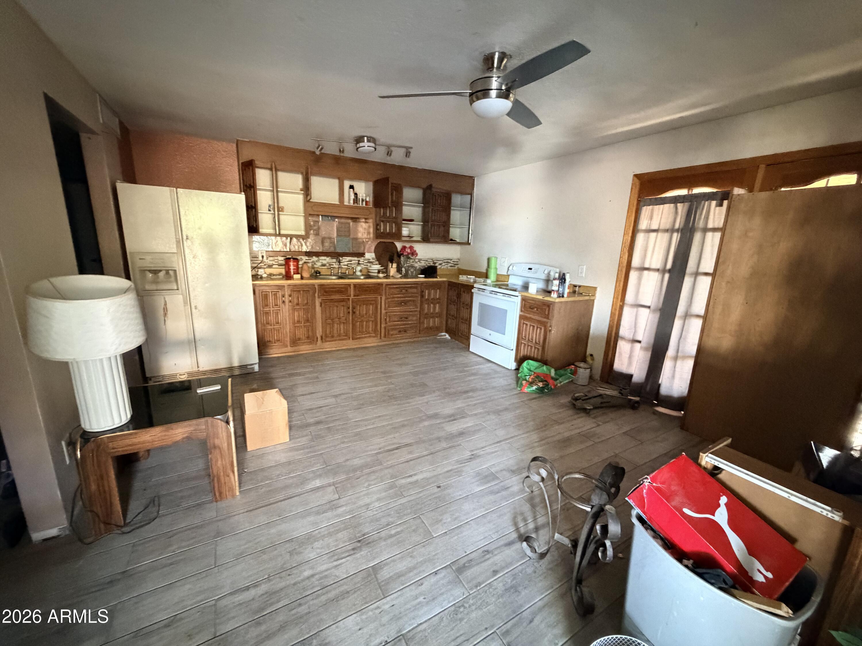 8057 W PIERSON Street