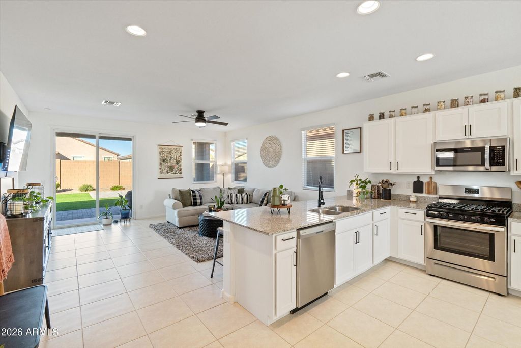 Photo of 3074 E Riding Boot Way, San Tan Valley, AZ 85140 (MLS # 6975871)