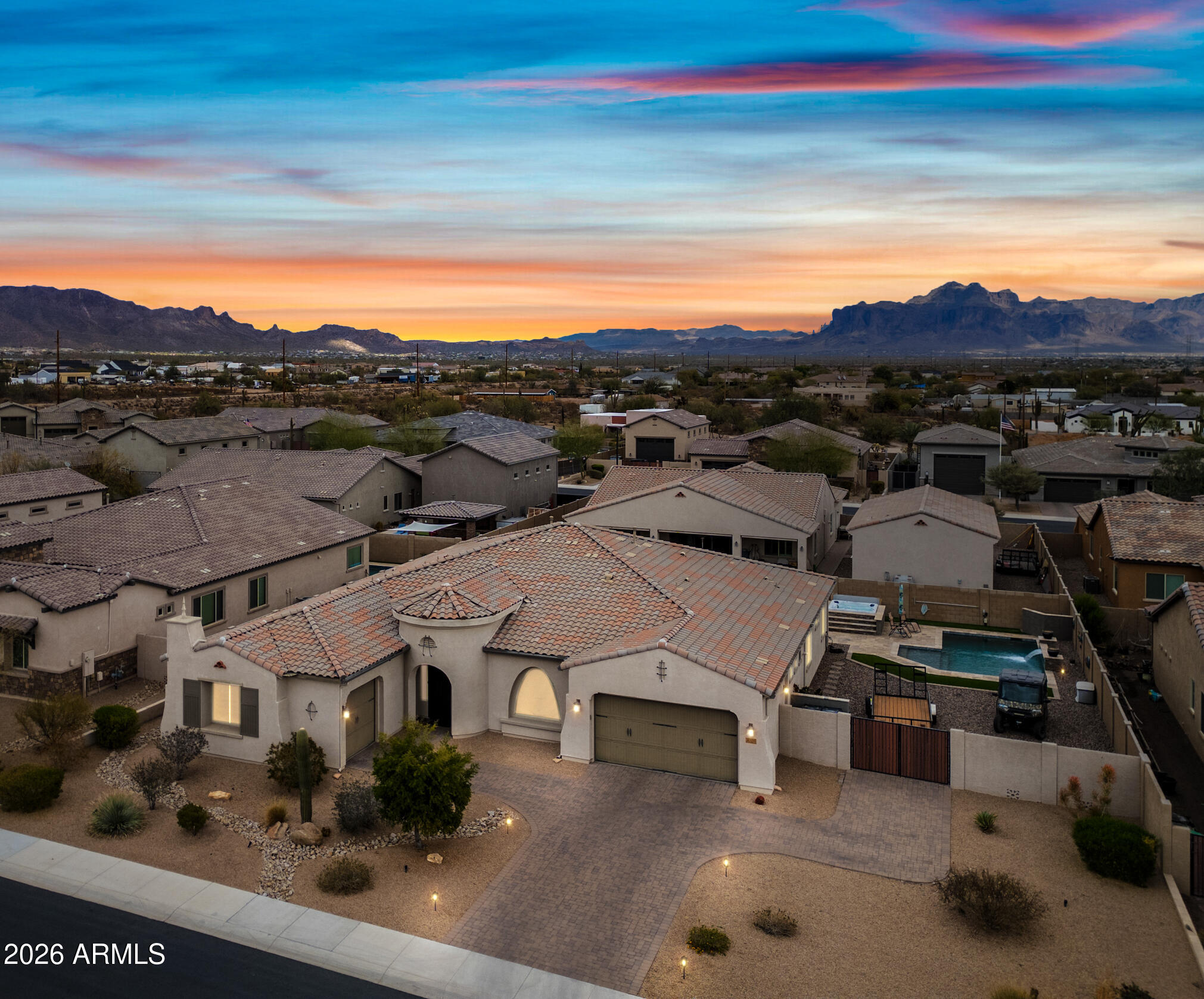 1319 N Chatsworth Street