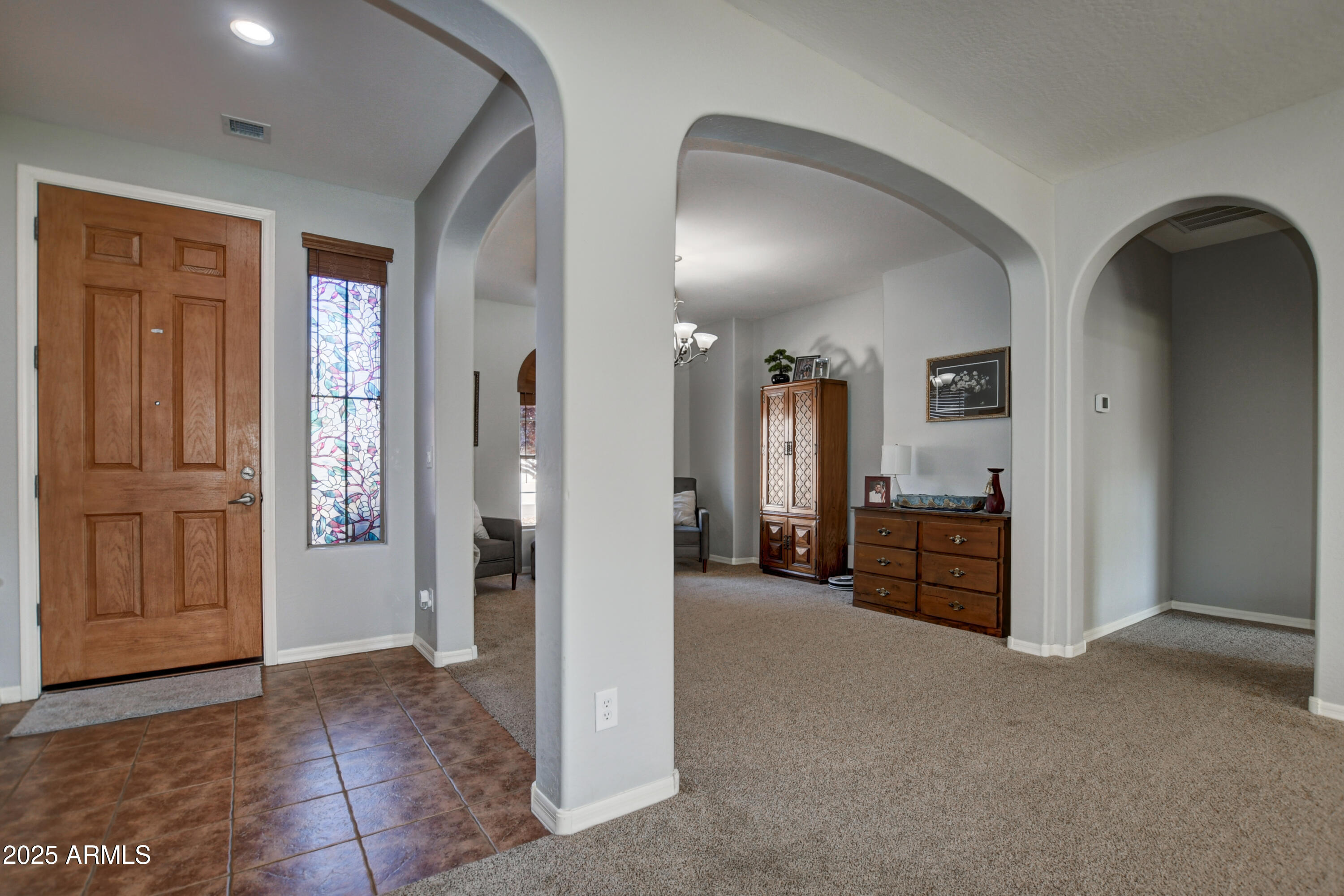 1527 BAINBRIDGE Lane