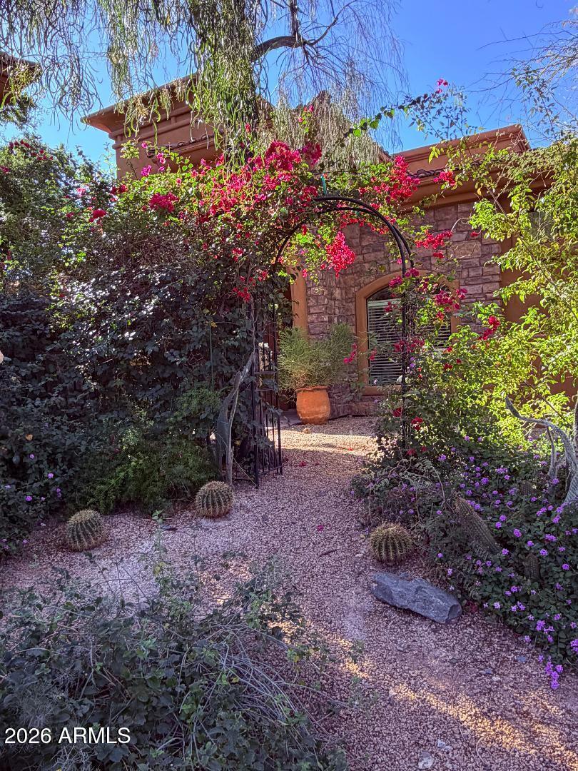 7199 E RIDGEVIEW Place 102