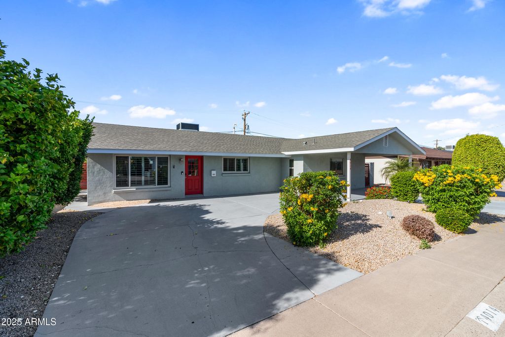 Photo of 4014 N 81st Street, Scottsdale, AZ 85251 (MLS # 6948804)