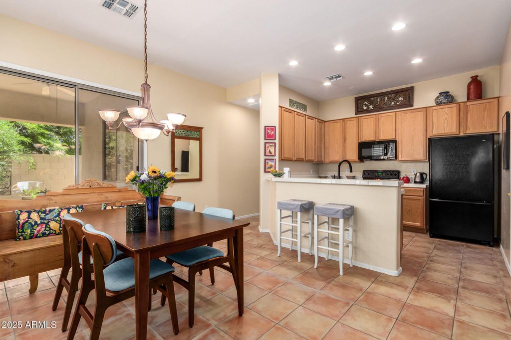 Photo of 1851 W Periwinkle Way, Chandler, AZ 85248 (MLS # 6926292)
