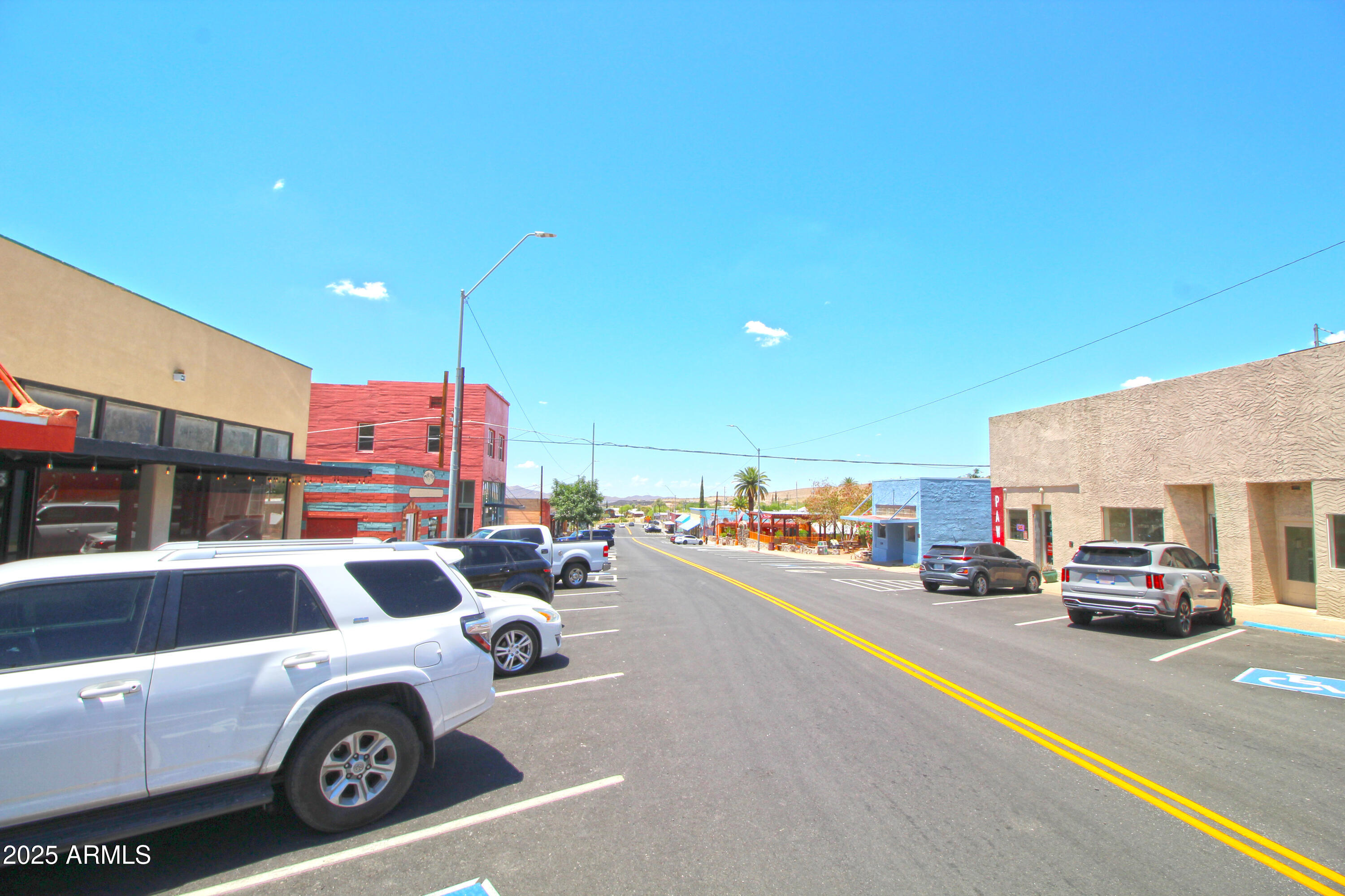 199 W MAIN Street