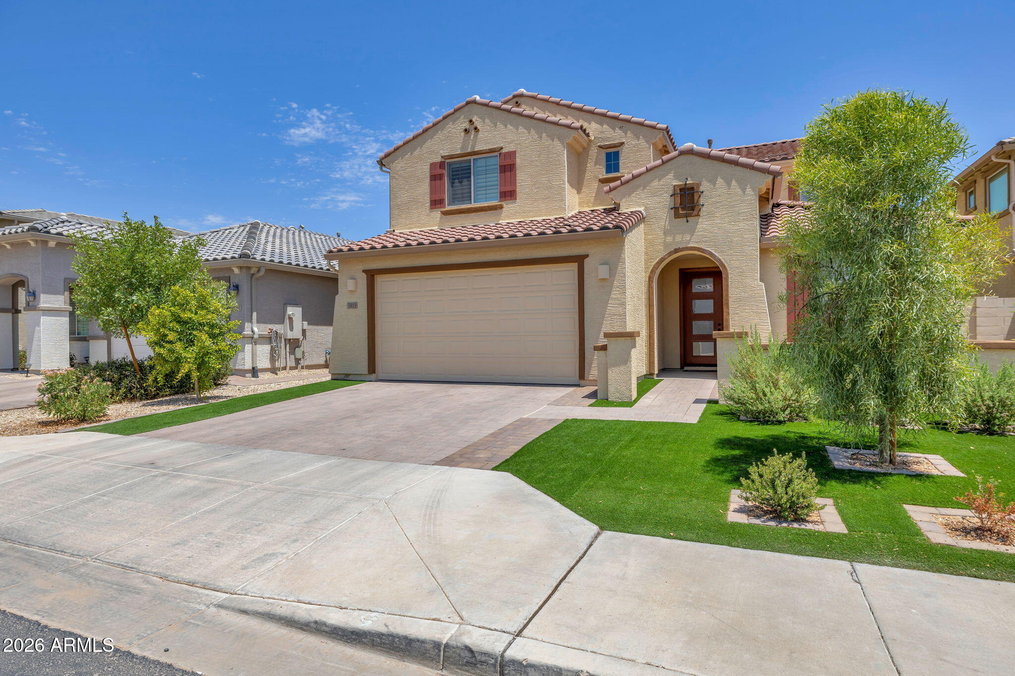 5819 N 88TH Lane