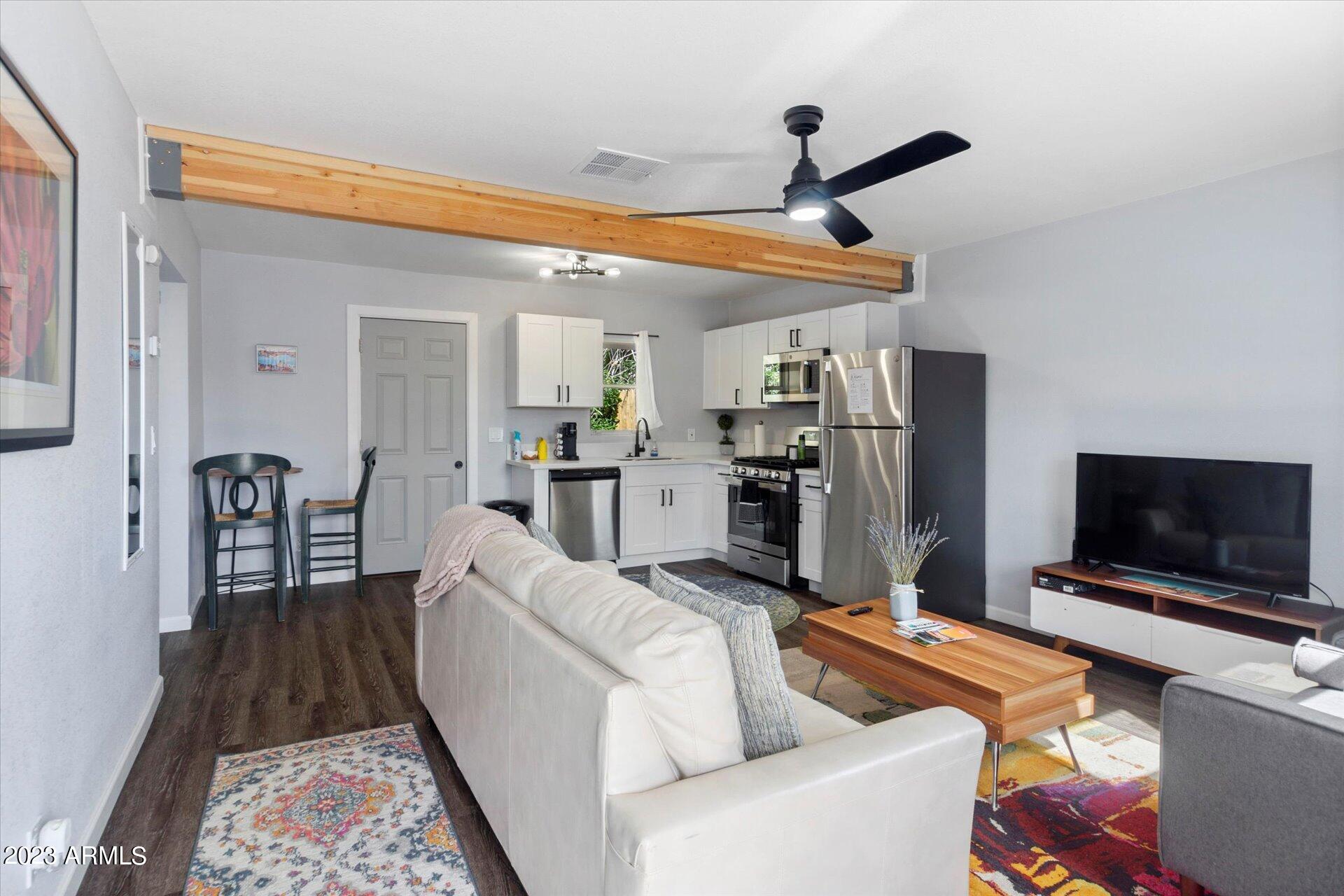 1808 E YALE Street 3