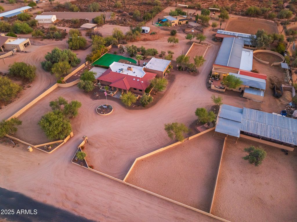 Photo of 6835 E Peak View Road, Scottsdale, AZ 85266 (MLS # 6894028)