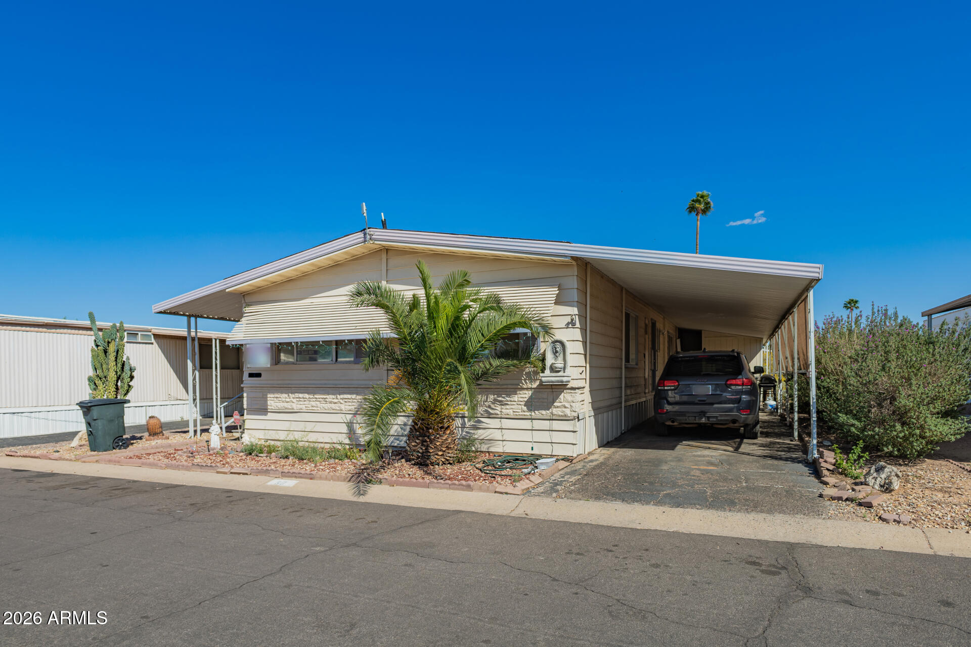 2609 W Southern Avenue 60