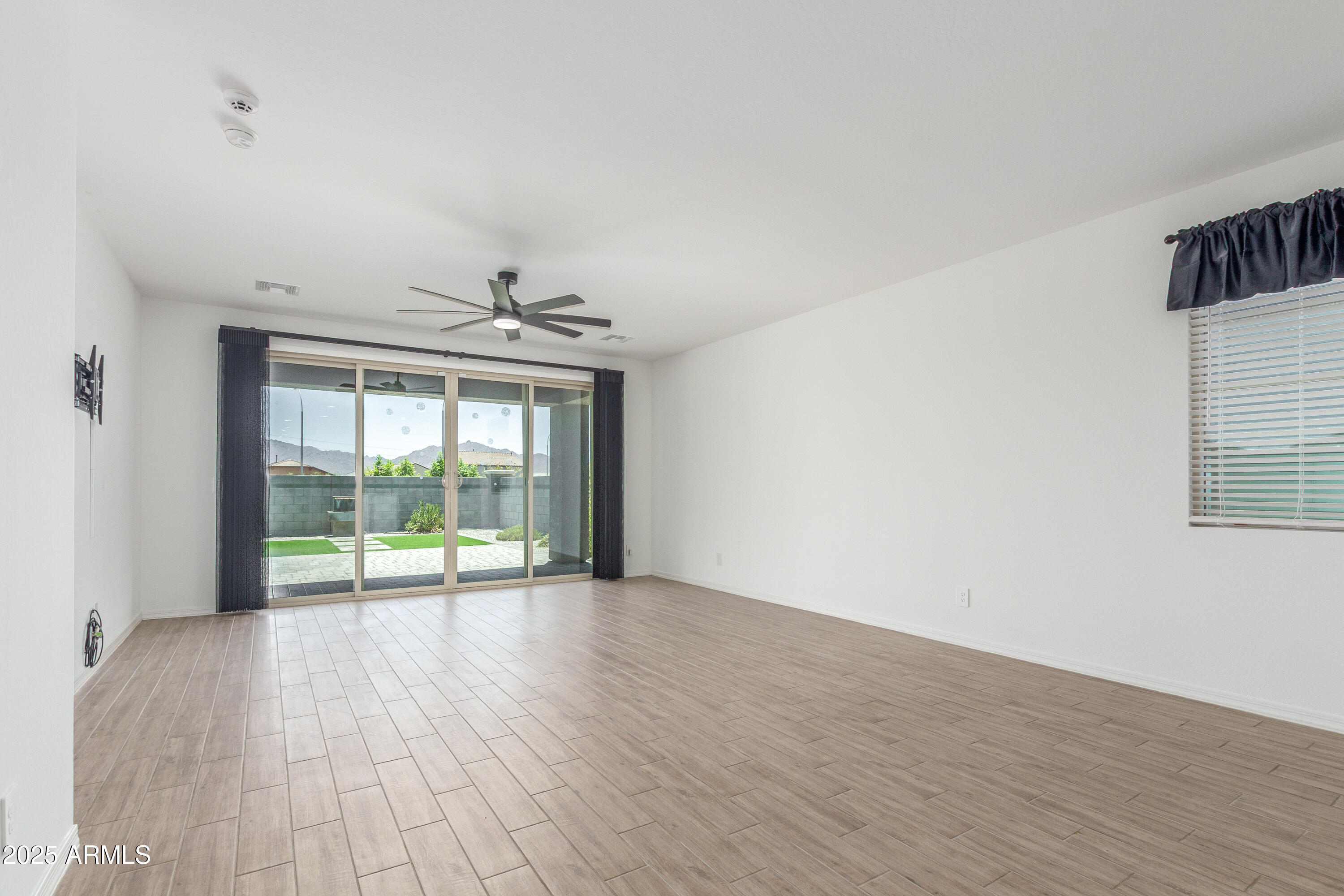 10817 W LEVI Drive