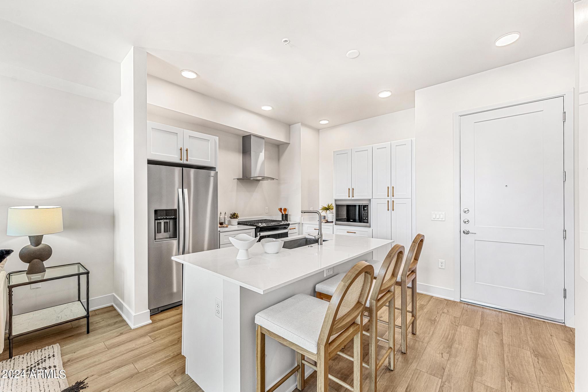 3131 N CENTRAL Avenue 5017