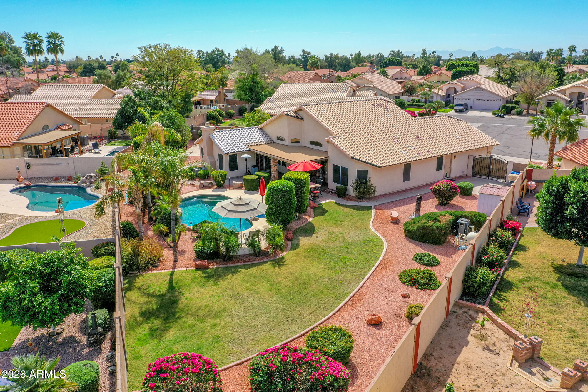 7846 W BEHREND Drive