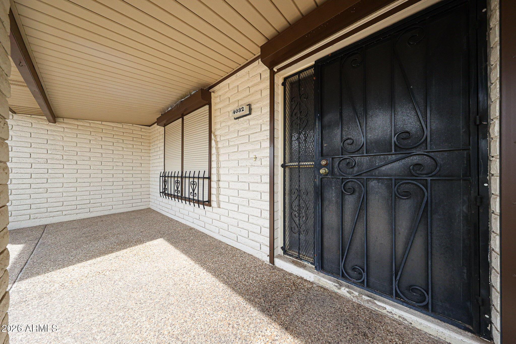 4032 E CATALINA Circle