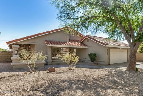 Property photo of 12617 S 39th Place, Phoenix, AZ 85044