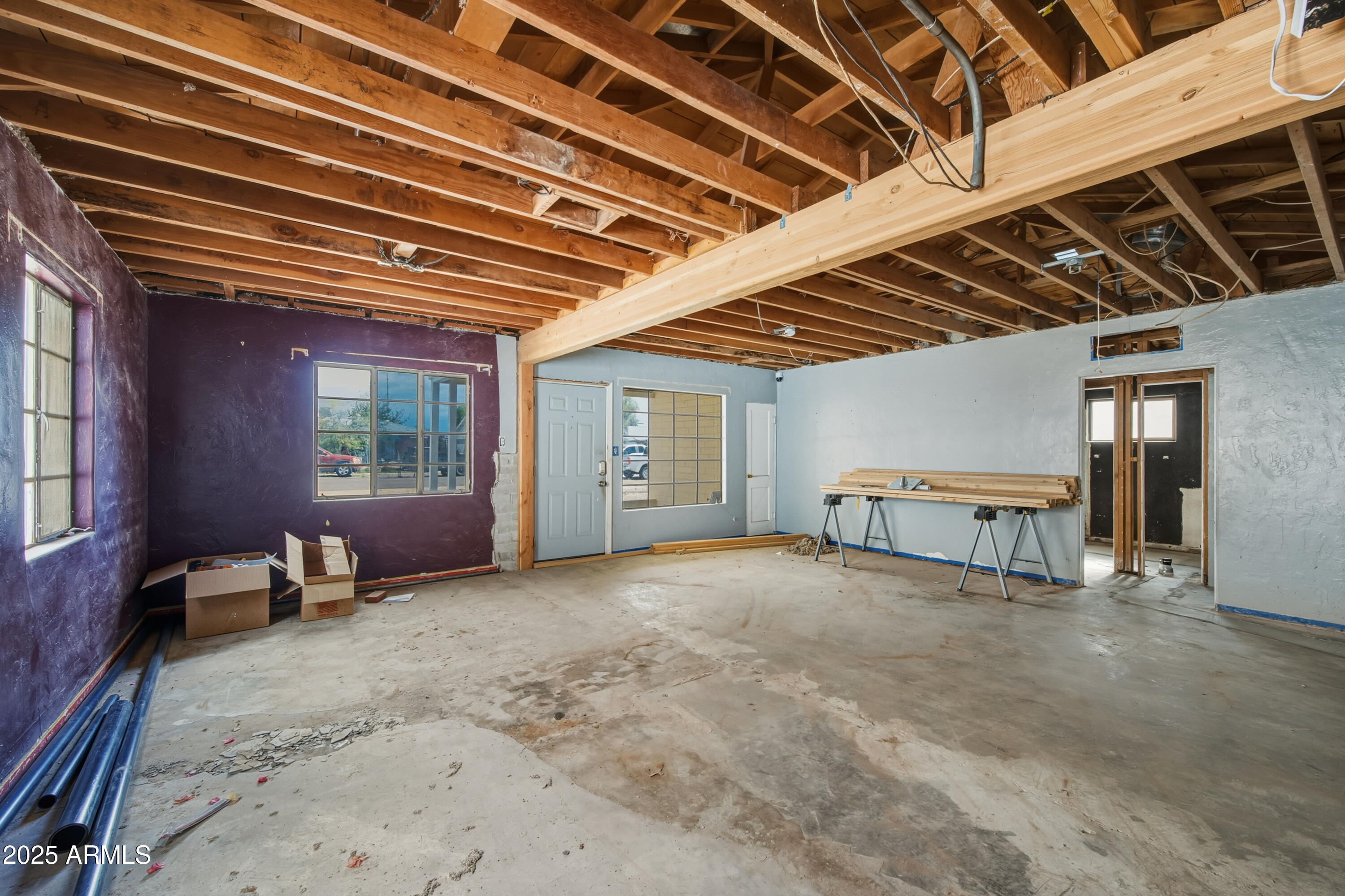 588 N WASHINGTON Street