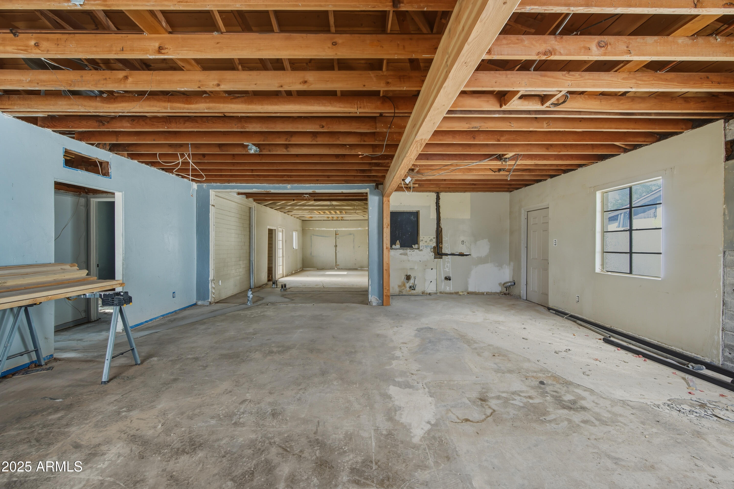 588 N WASHINGTON Street