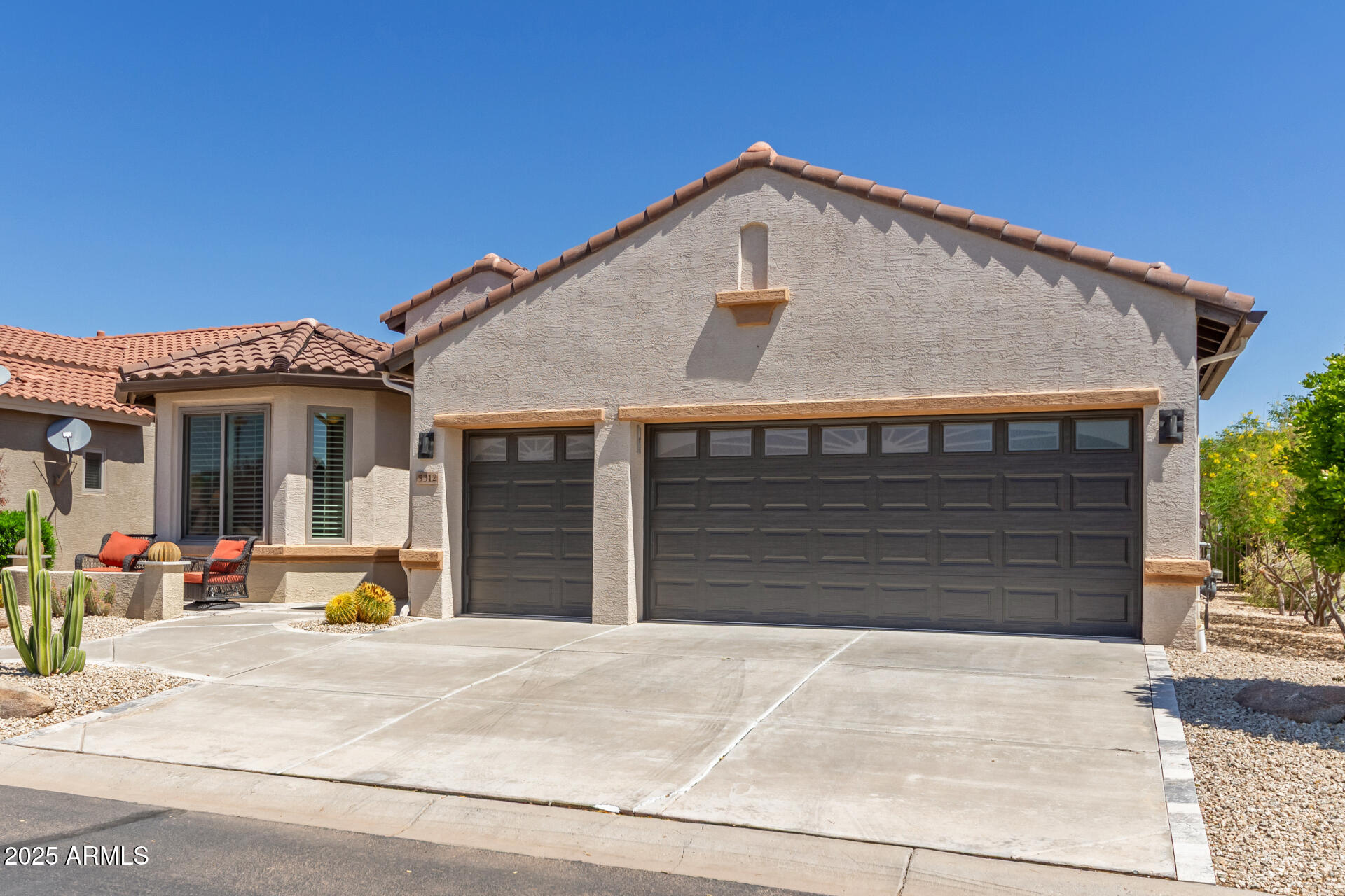 5312 W BUCKSKIN Drive