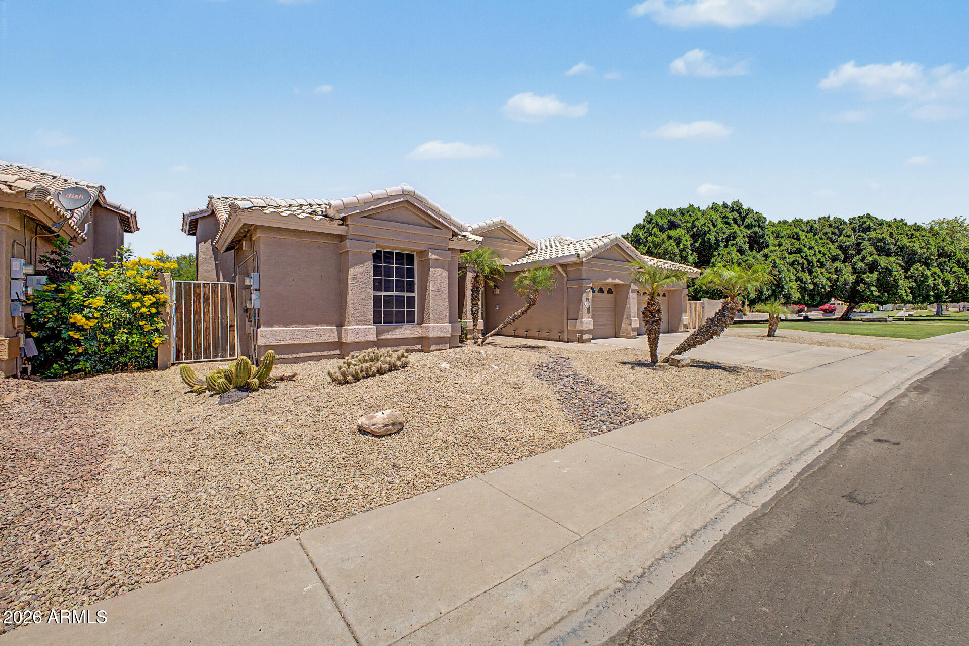 6334 W Louise Drive