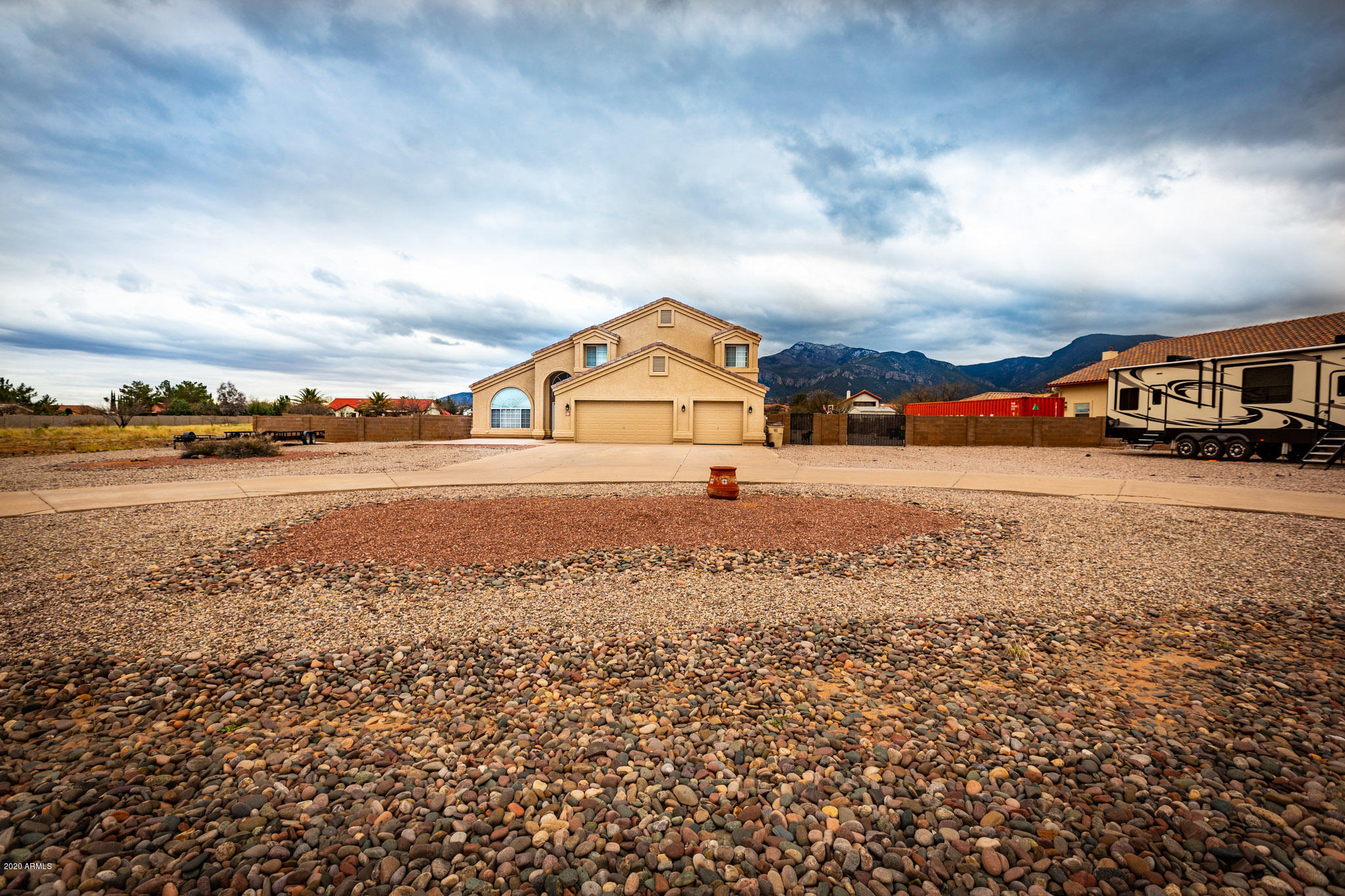 MOUNTAIN SHADOWS PHASE E - Residential