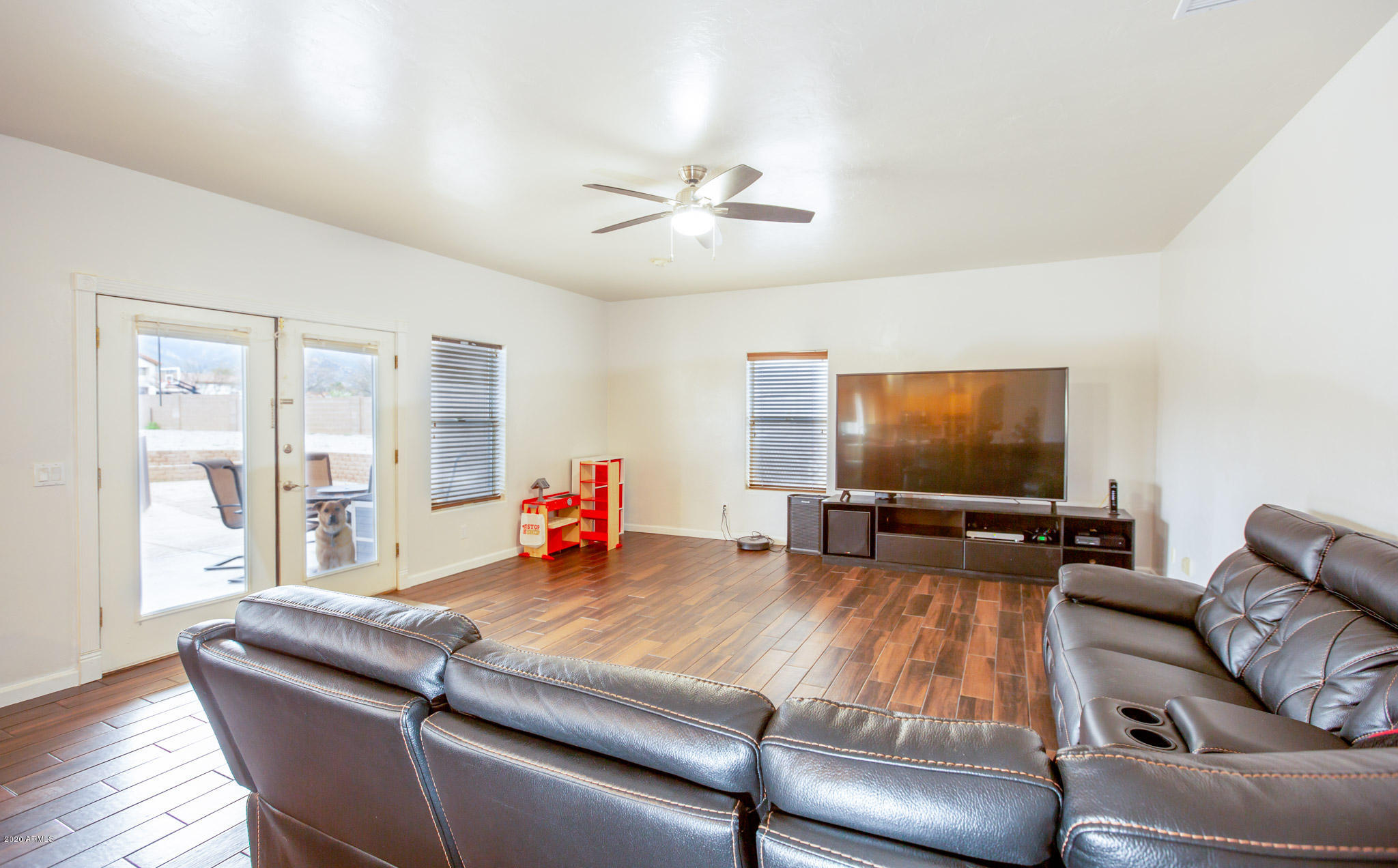 MOUNTAIN SHADOWS PHASE E - Residential