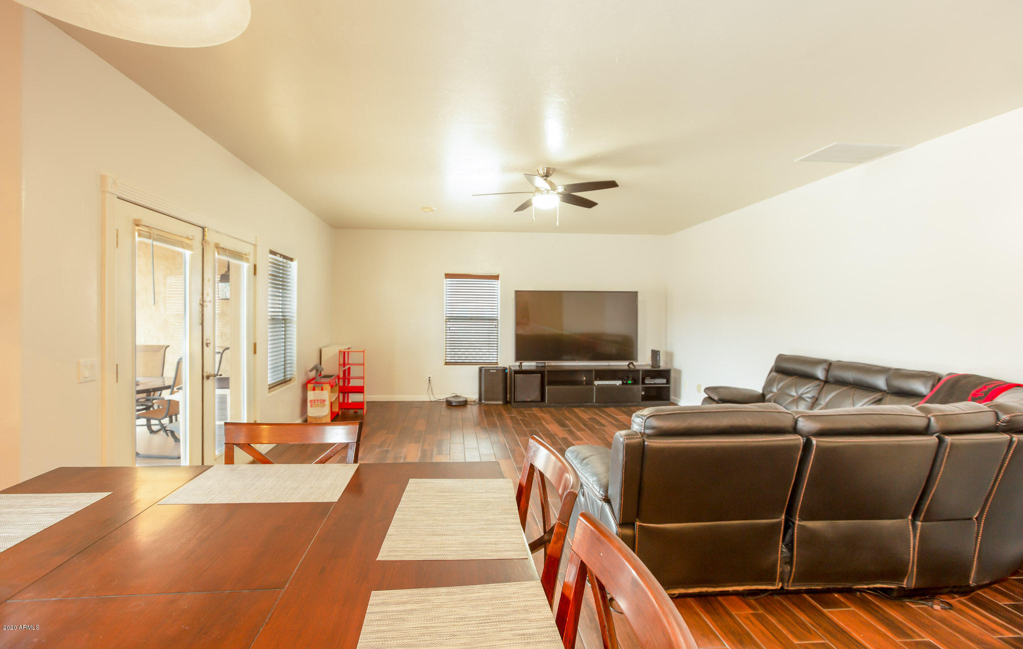 MOUNTAIN SHADOWS PHASE E - Residential