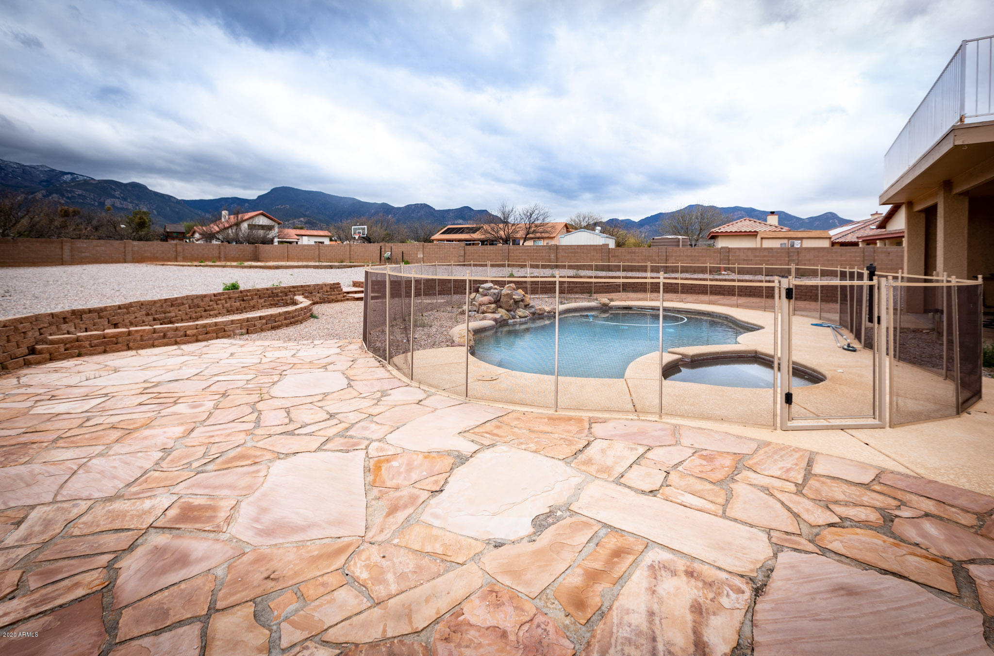 MOUNTAIN SHADOWS PHASE E - Residential