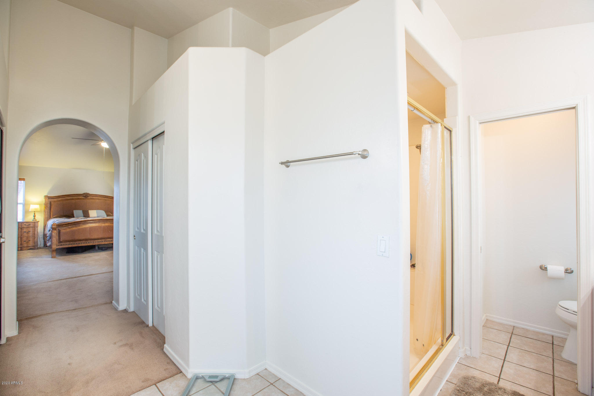 MOUNTAIN SHADOWS PHASE E - Residential
