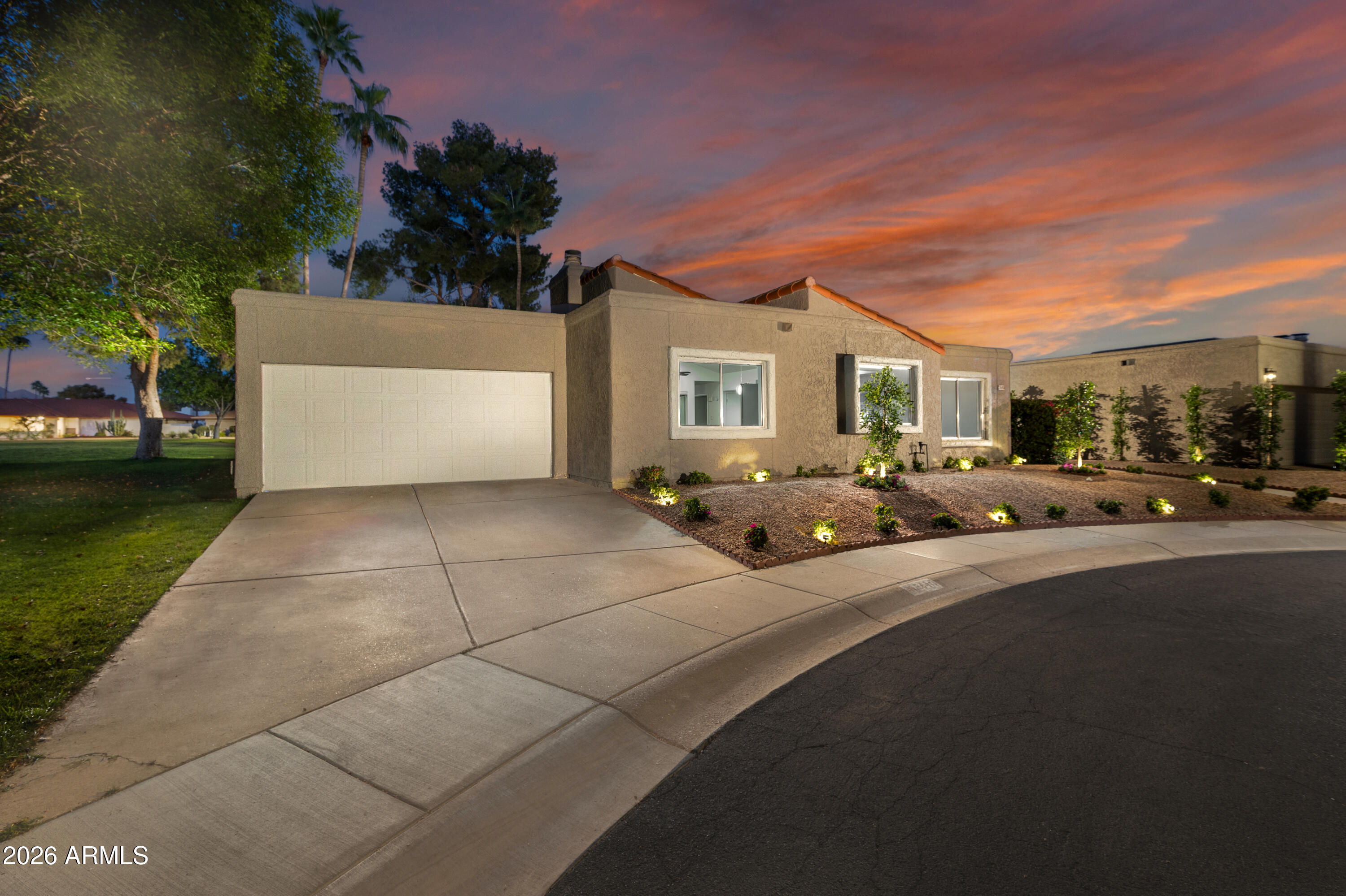 7645 N VIA DE MANANA --