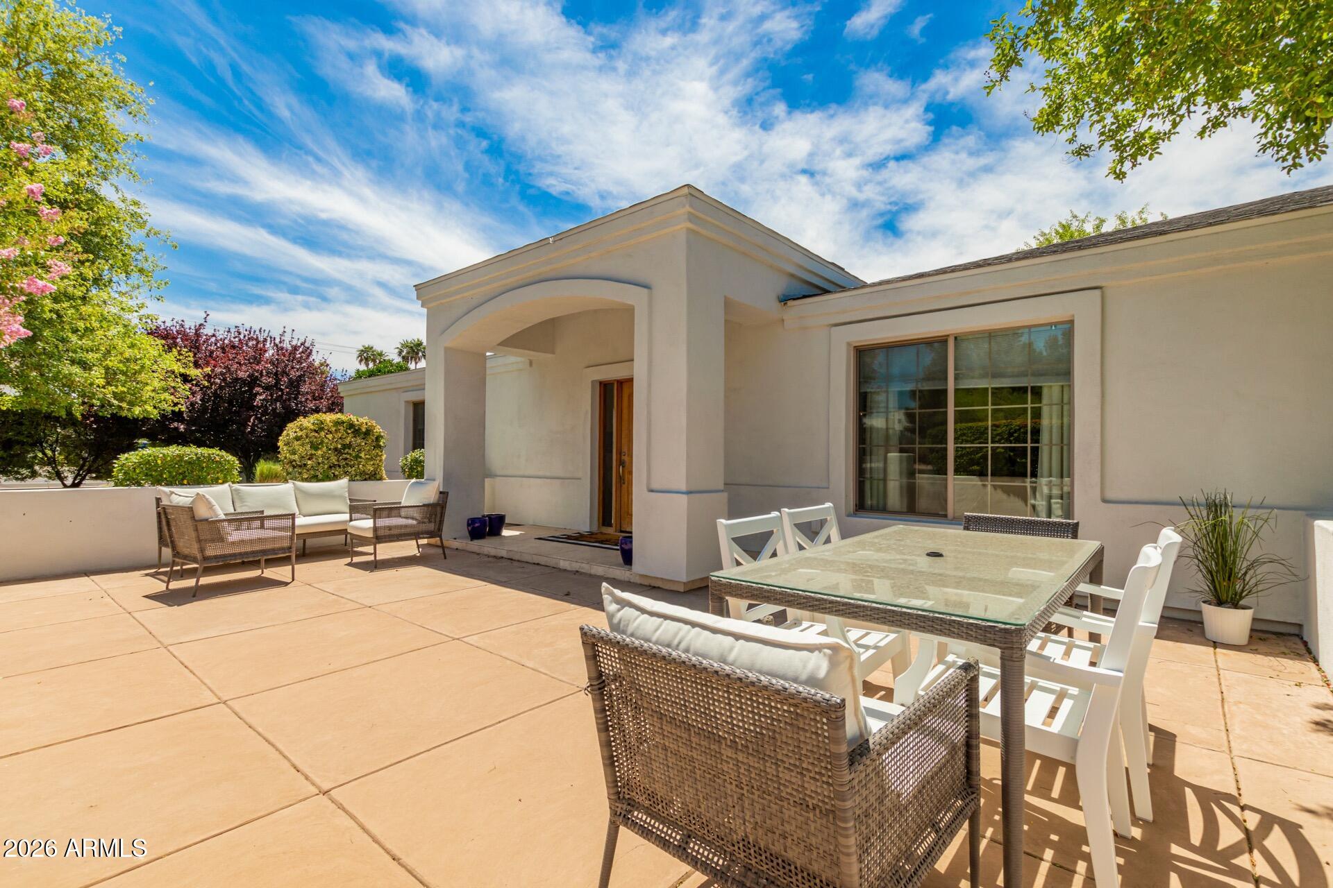 5555 E MONTEROSA Street