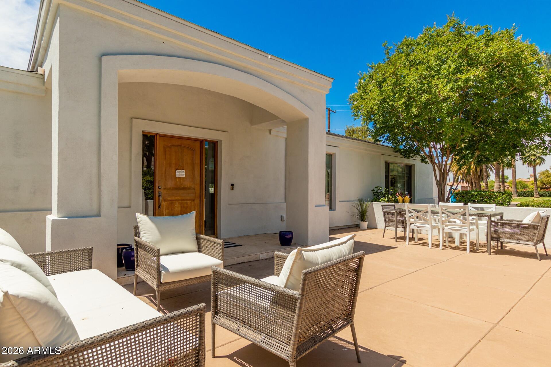 5555 E MONTEROSA Street