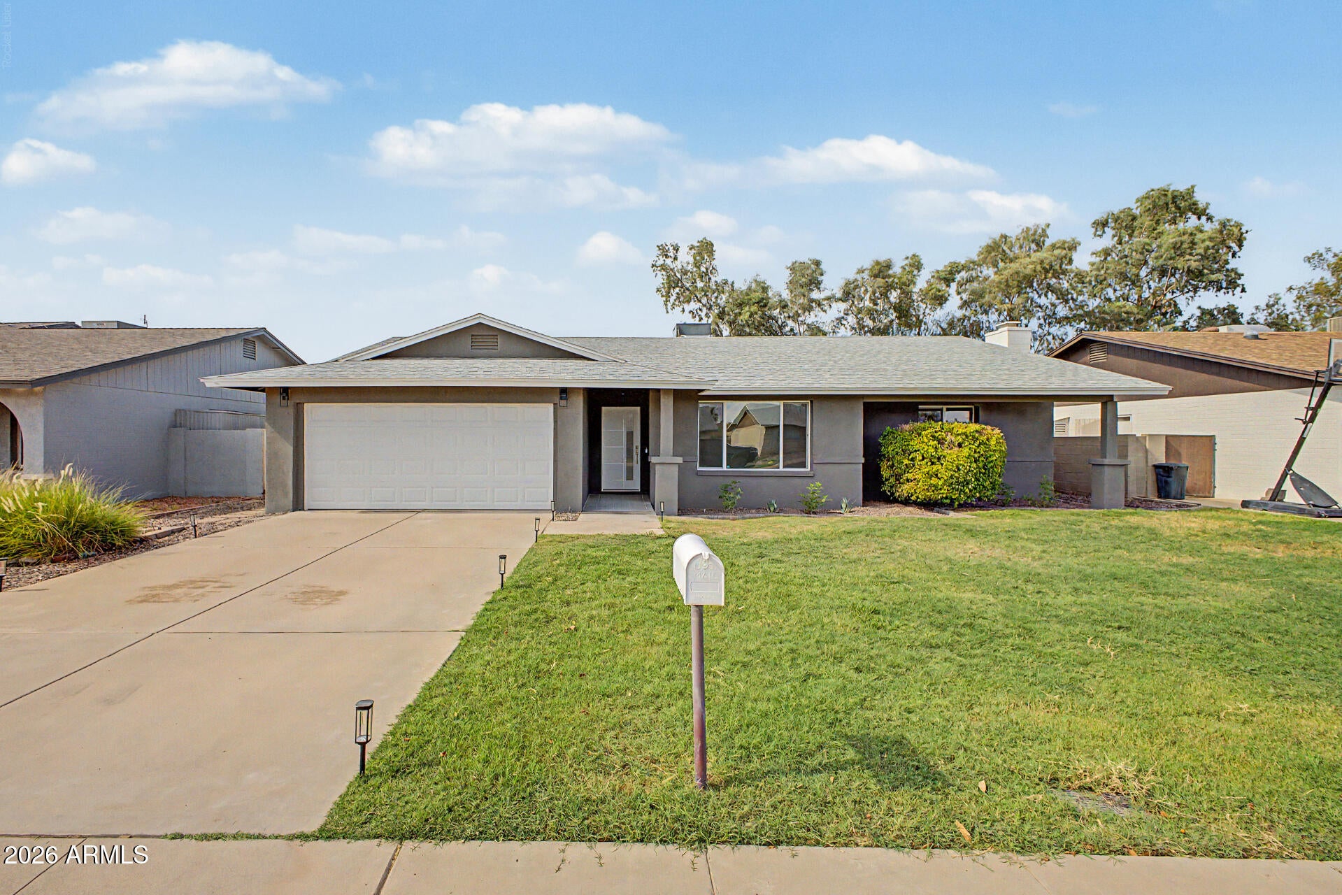 2136 E COLGATE Drive