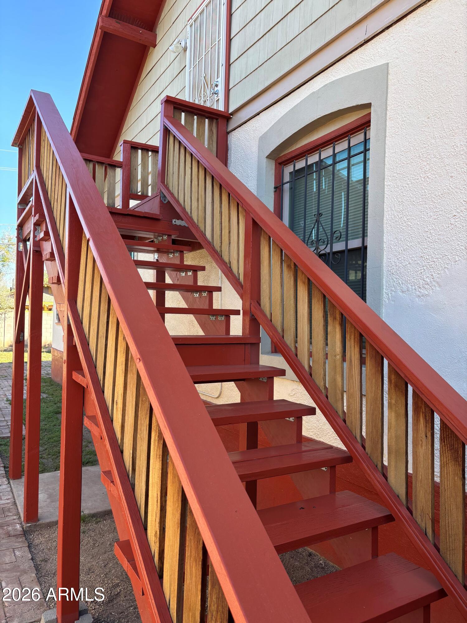 1322 W MONROE Street