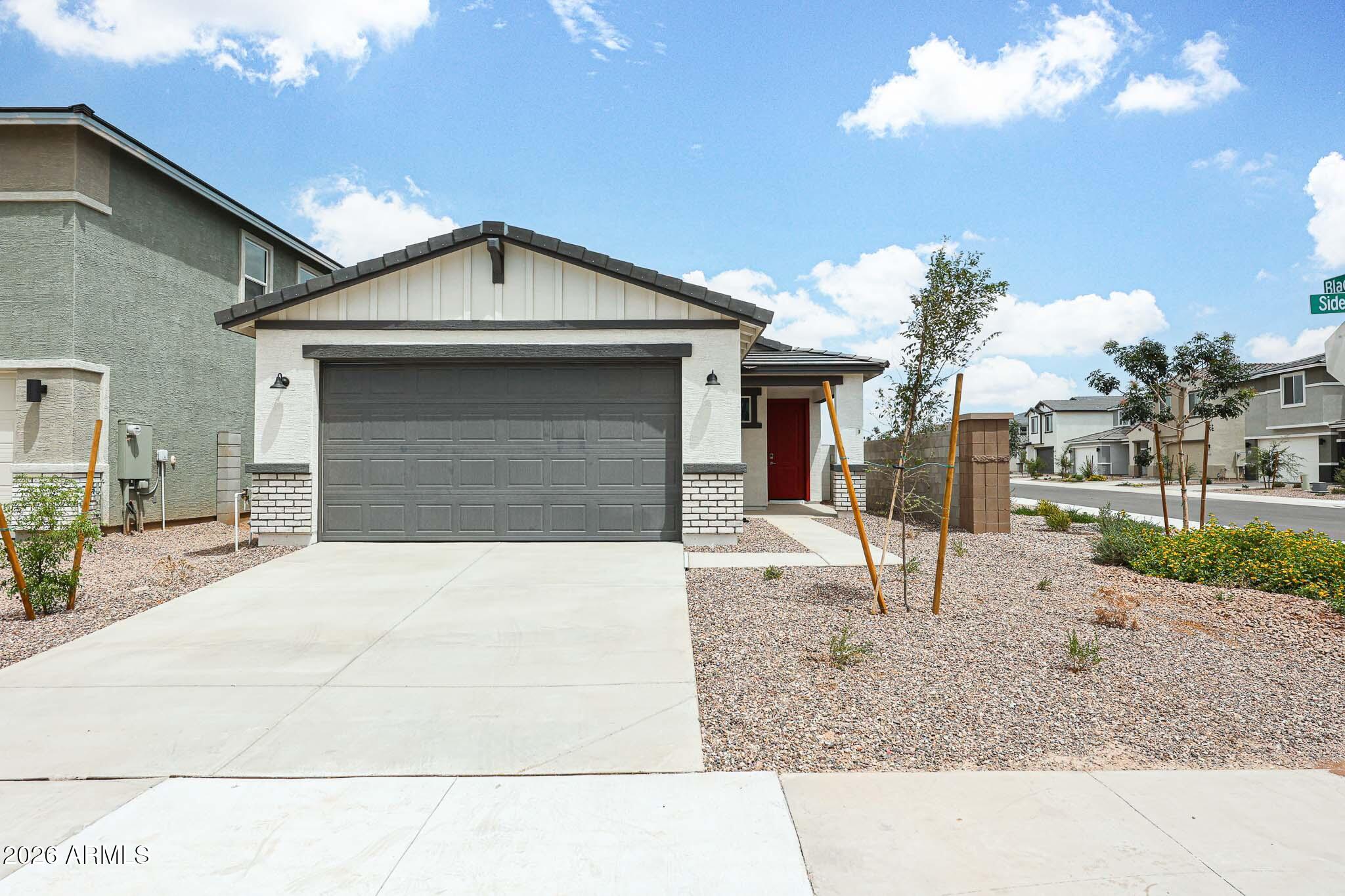 5928 E SIDEOATS Way