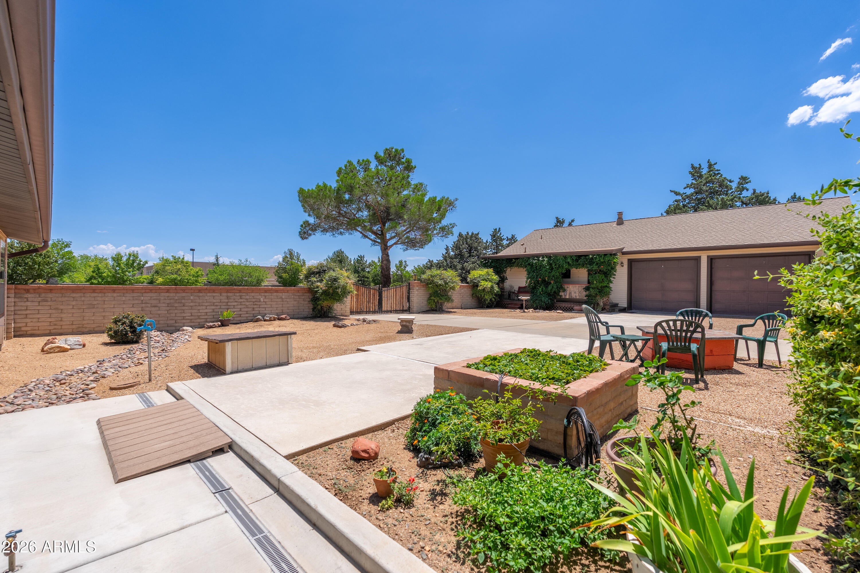 3350 N PINE VIEW Drive