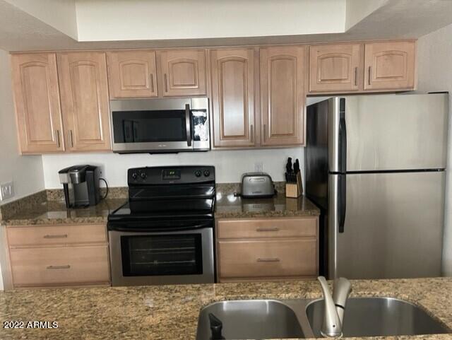 1920 W LINDNER Avenue 169